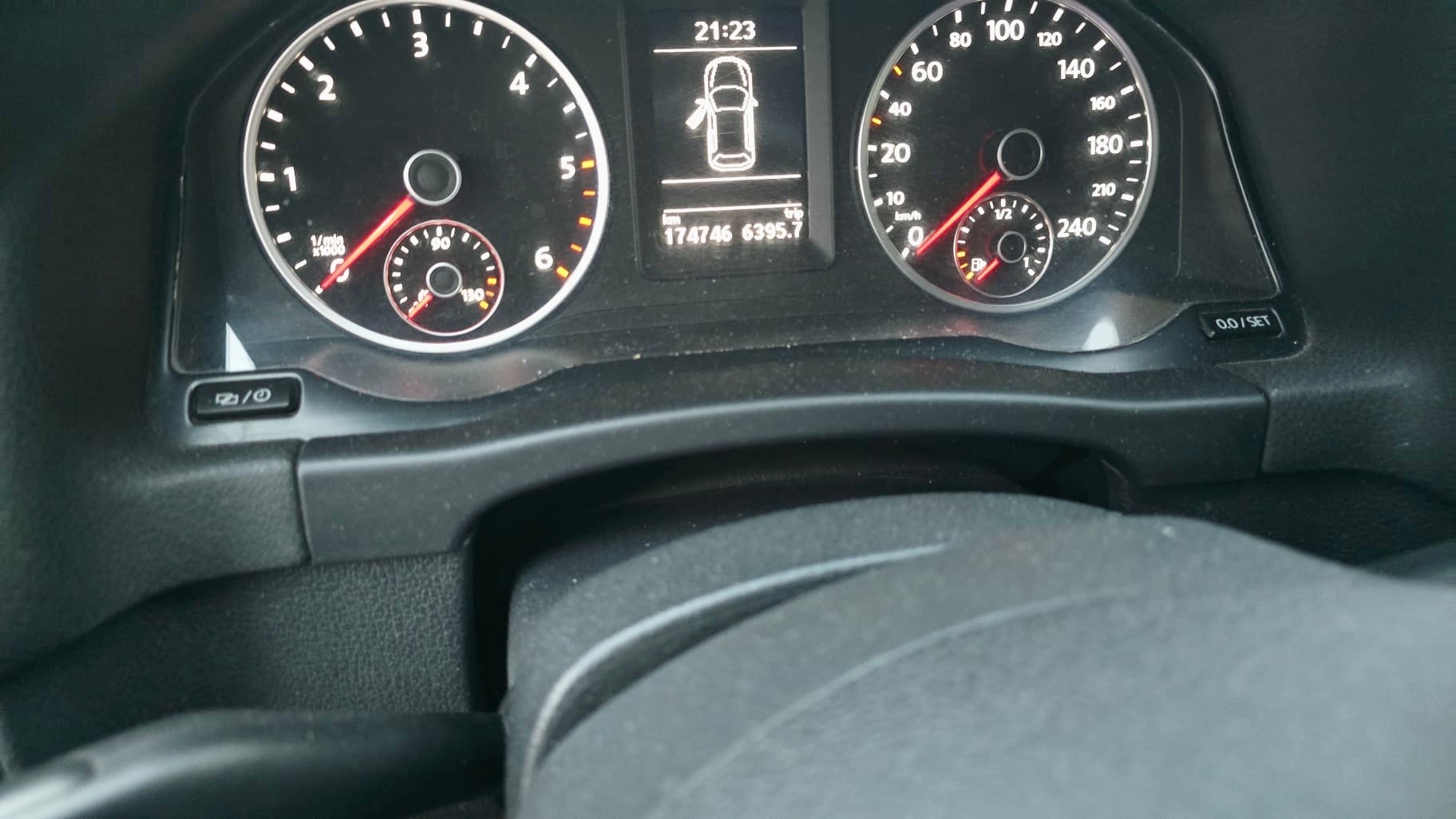VW Tiguan 2.0 TDI BlueMotion Trend&Fun 4x2-image-12