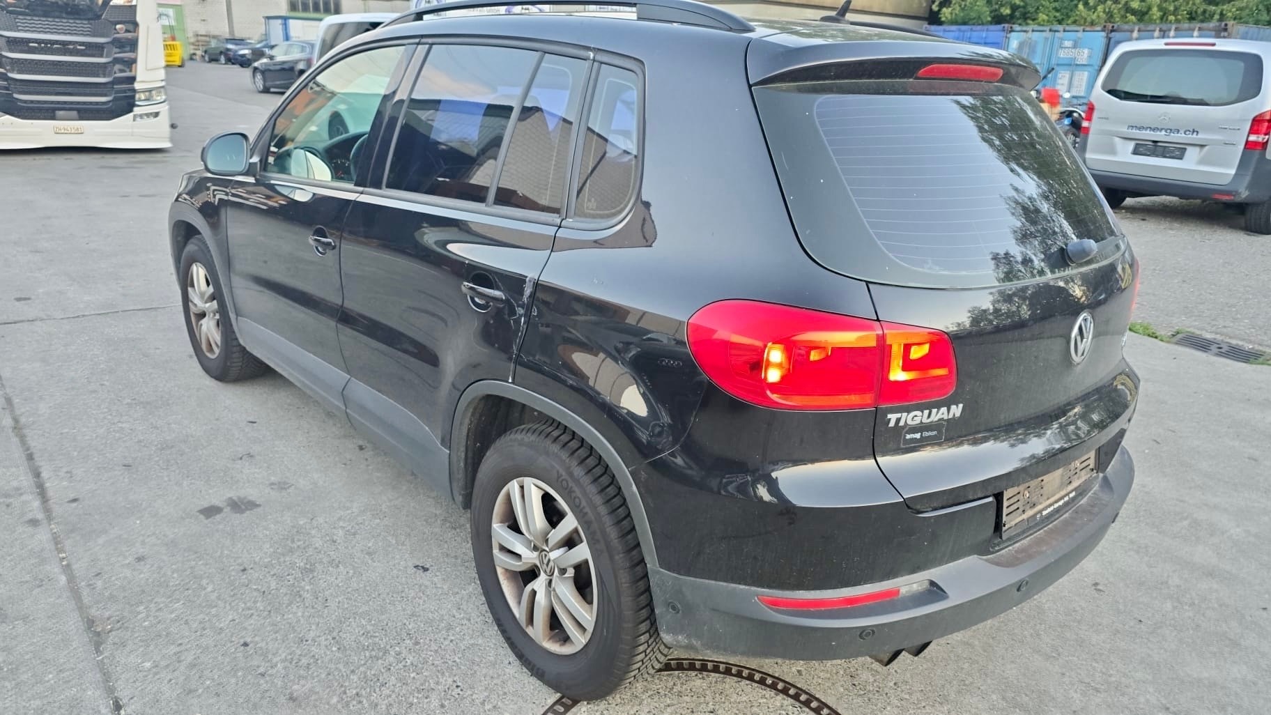 VW Tiguan 2.0 TDI BlueMotion Trend&Fun 4x2-image-2
