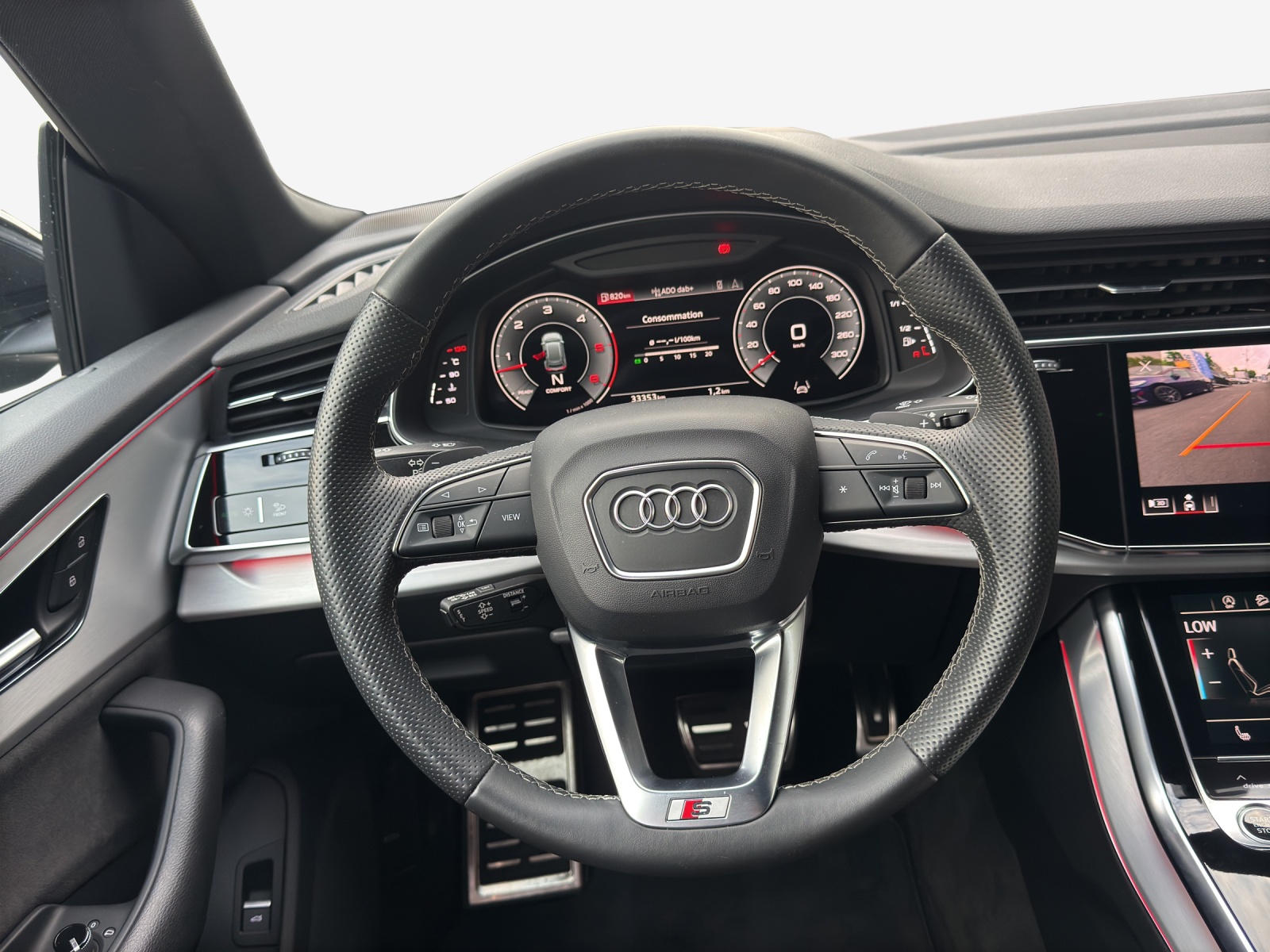 AUDI Q8 50 TDI Black Edition quattro tiptronic-image-9