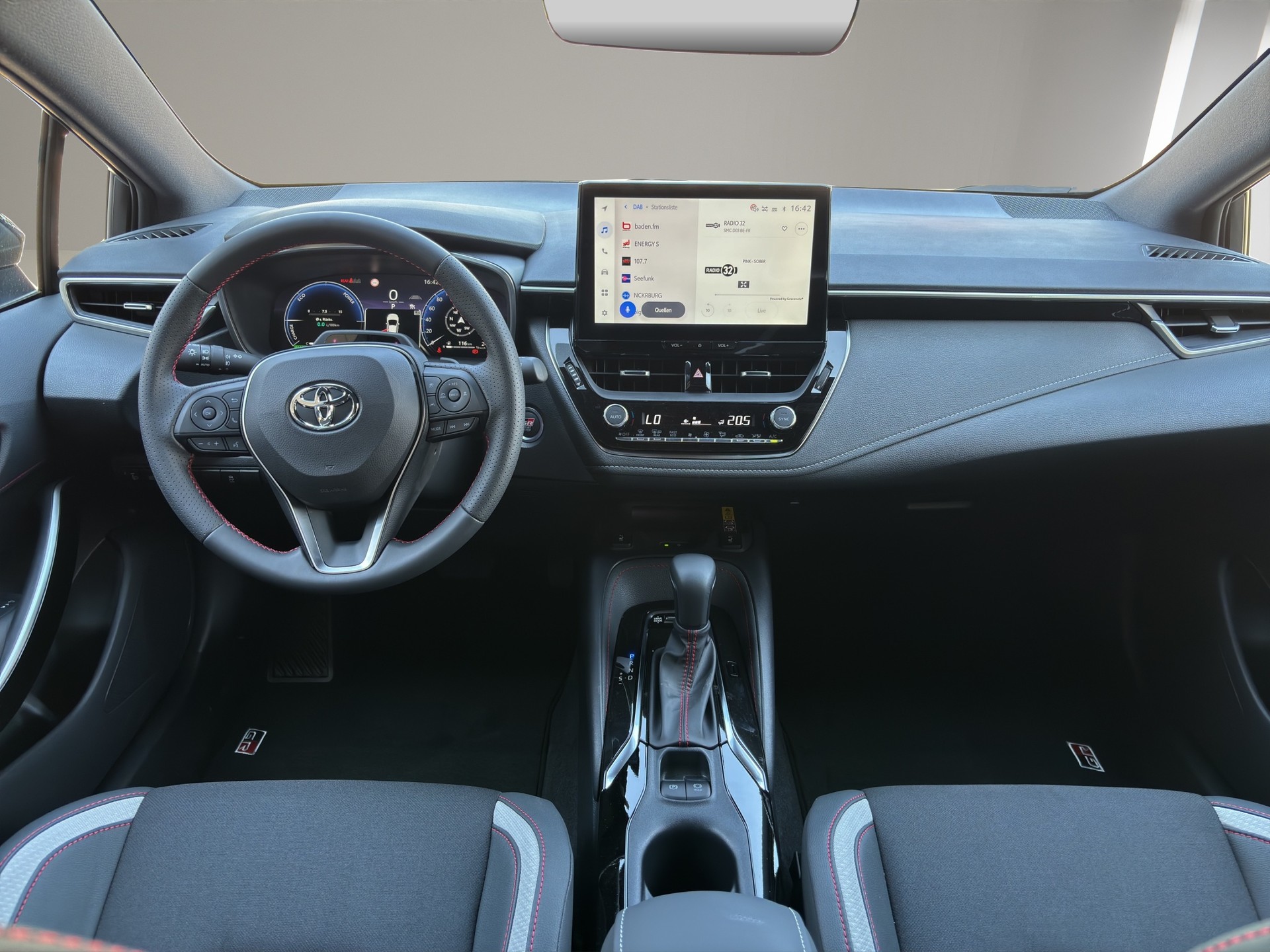 TOYOTA Corolla Touring Sports 2.0 HSD GR Sport e-CVT-image-13