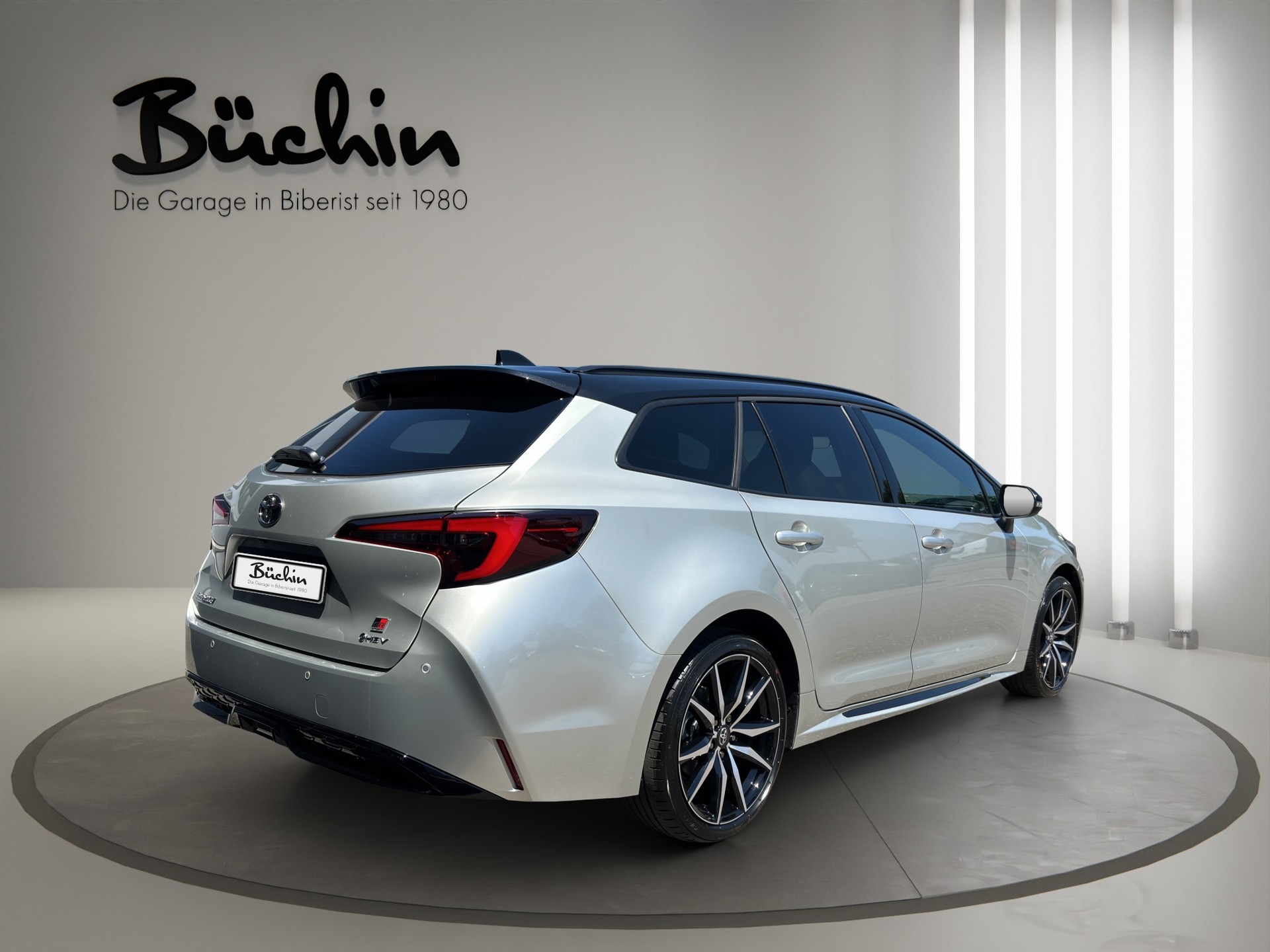 TOYOTA Corolla Touring Sports 2.0 HSD GR Sport e-CVT-image-6