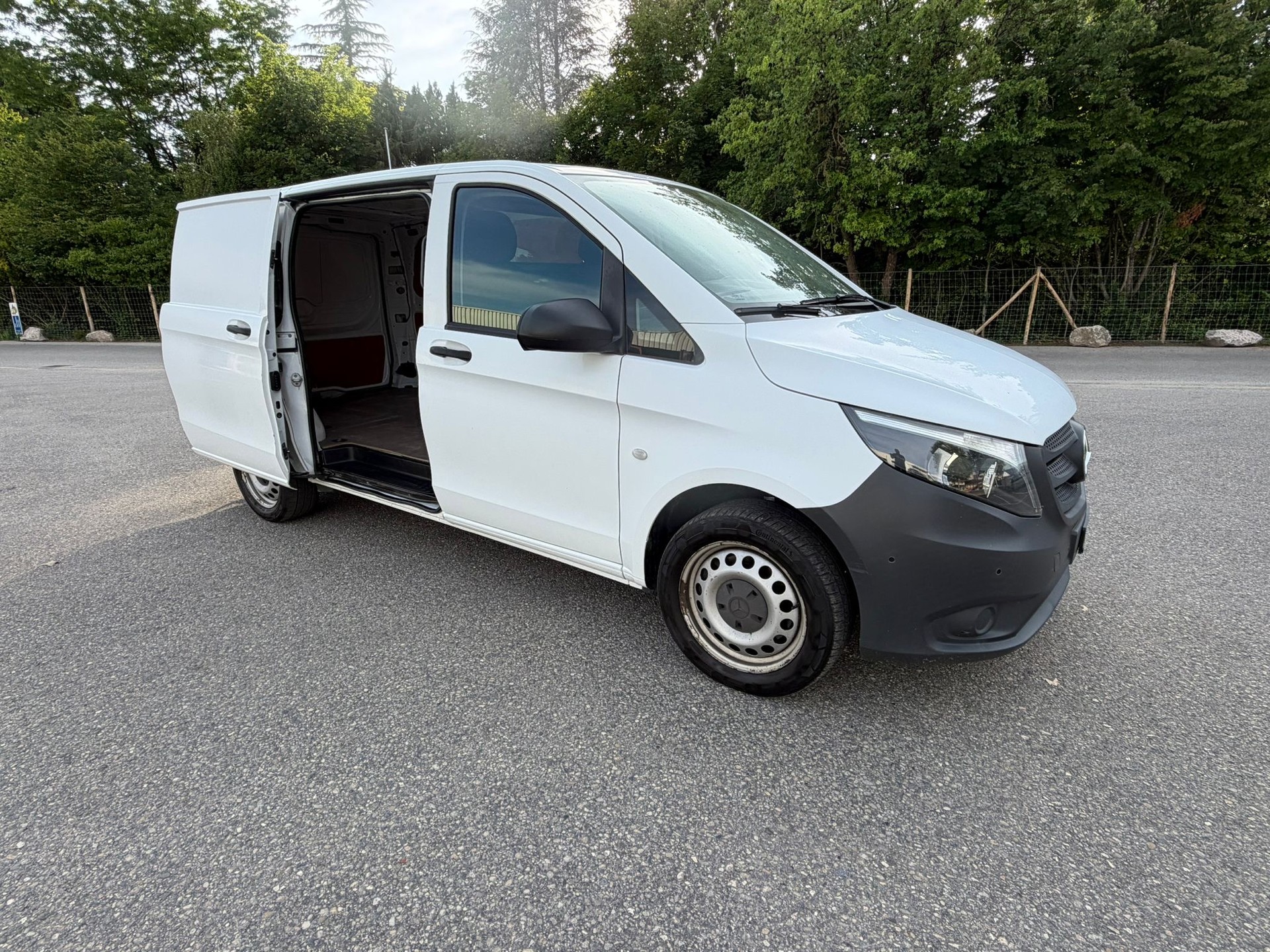 MERCEDES-BENZ Vito 114 BlueTEC 4Matic 7G-Tronic Euro 6-image-4