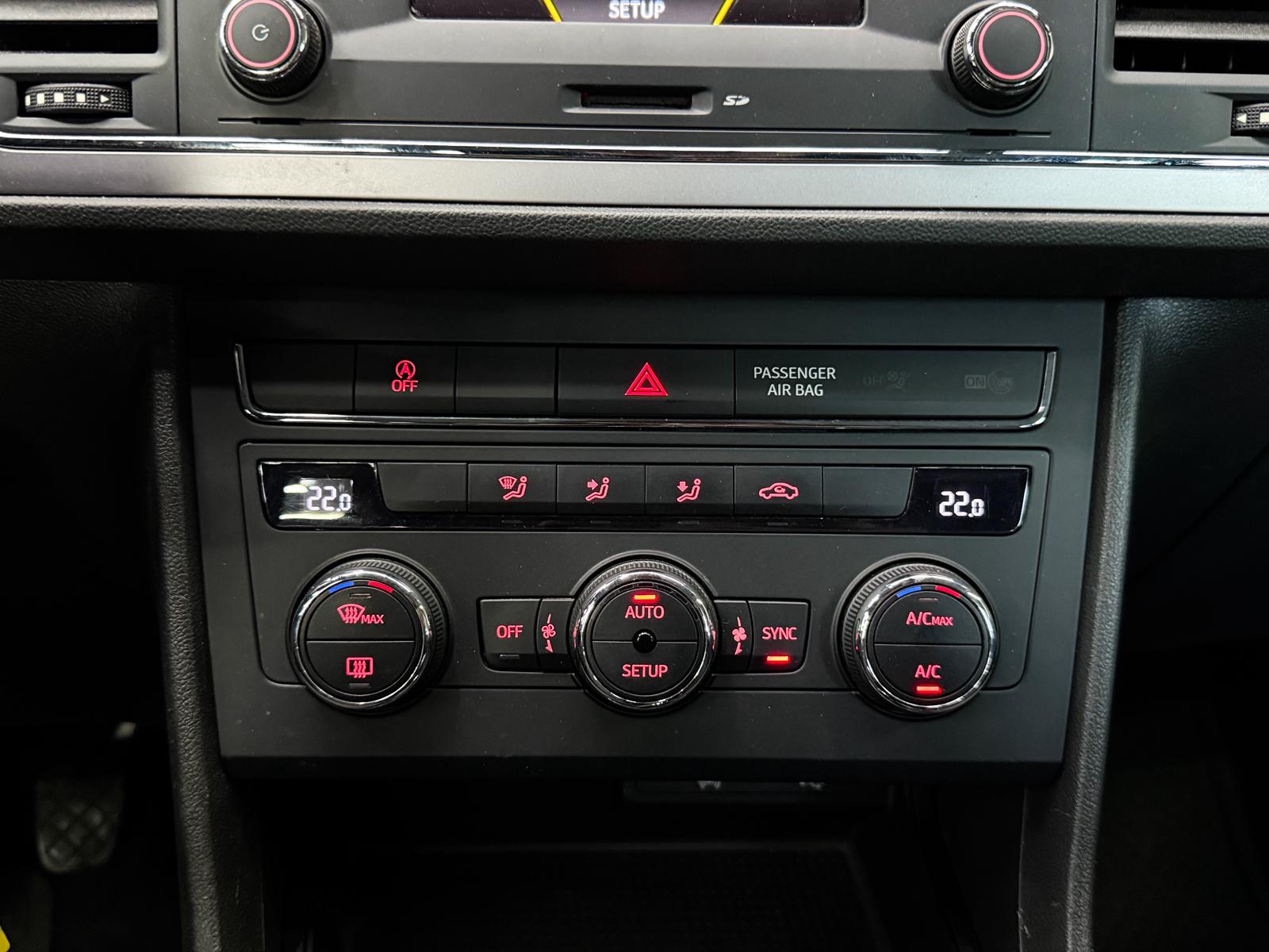 SEAT Leon ST 2.0 TDI FR 4Drive-image-14