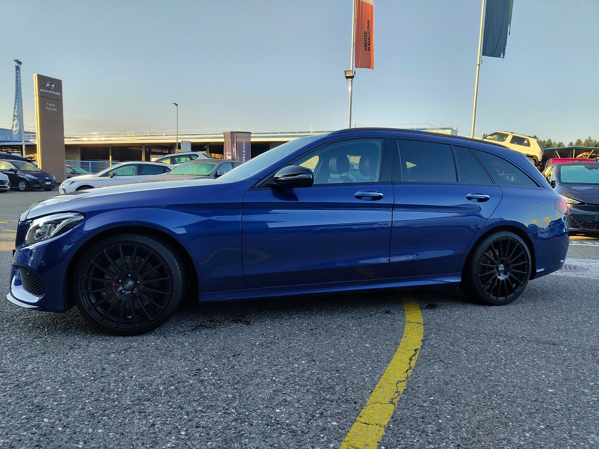 MERCEDES-BENZ C300 AMG Line 9G-Tronic-image-7