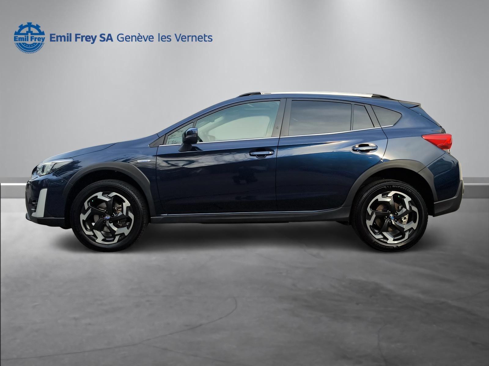 SUBARU XV 2.0i e-Boxer Luxury-image-3