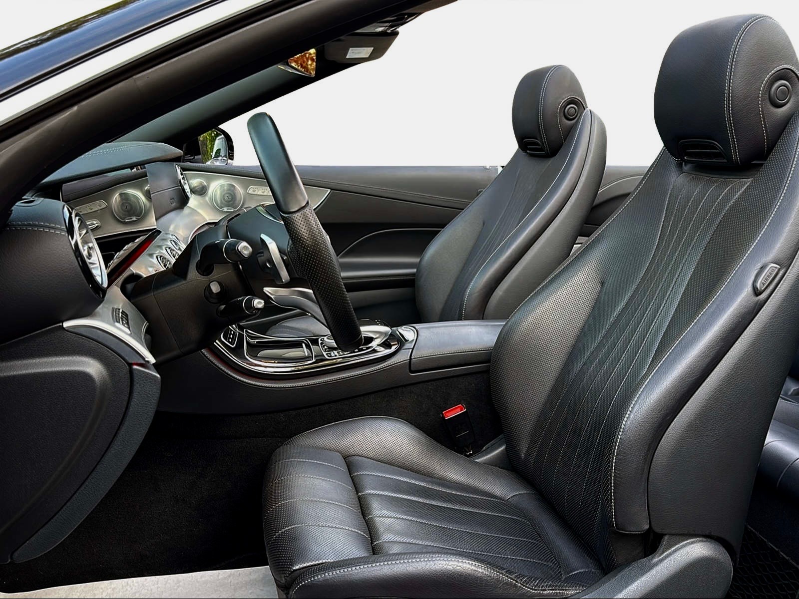 MERCEDES-BENZ E 400 Cabriolet AMG Line 4 Matic 9G-Tronic-image-8