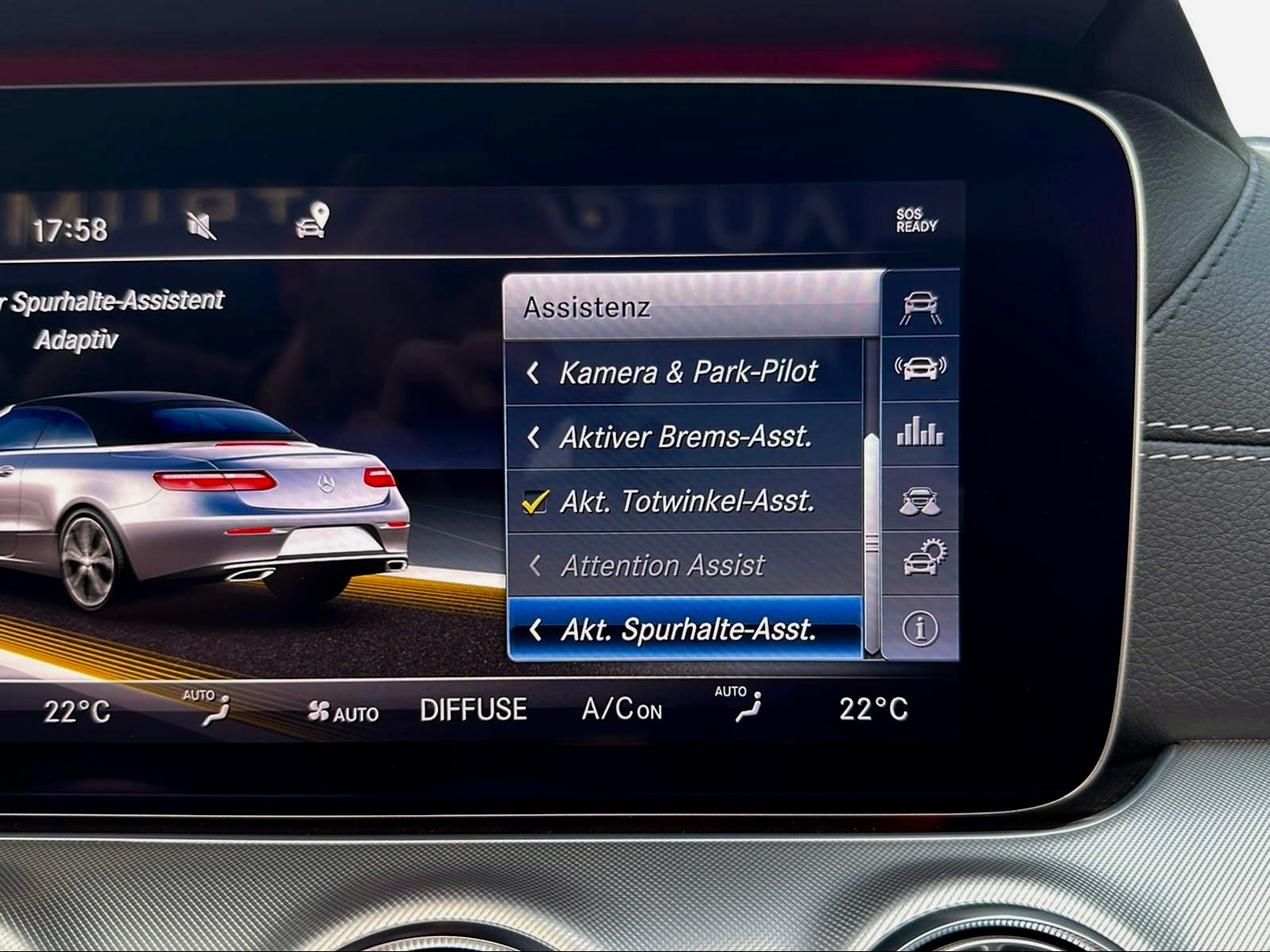MERCEDES-BENZ E 400 Cabriolet AMG Line 4 Matic 9G-Tronic-image-19