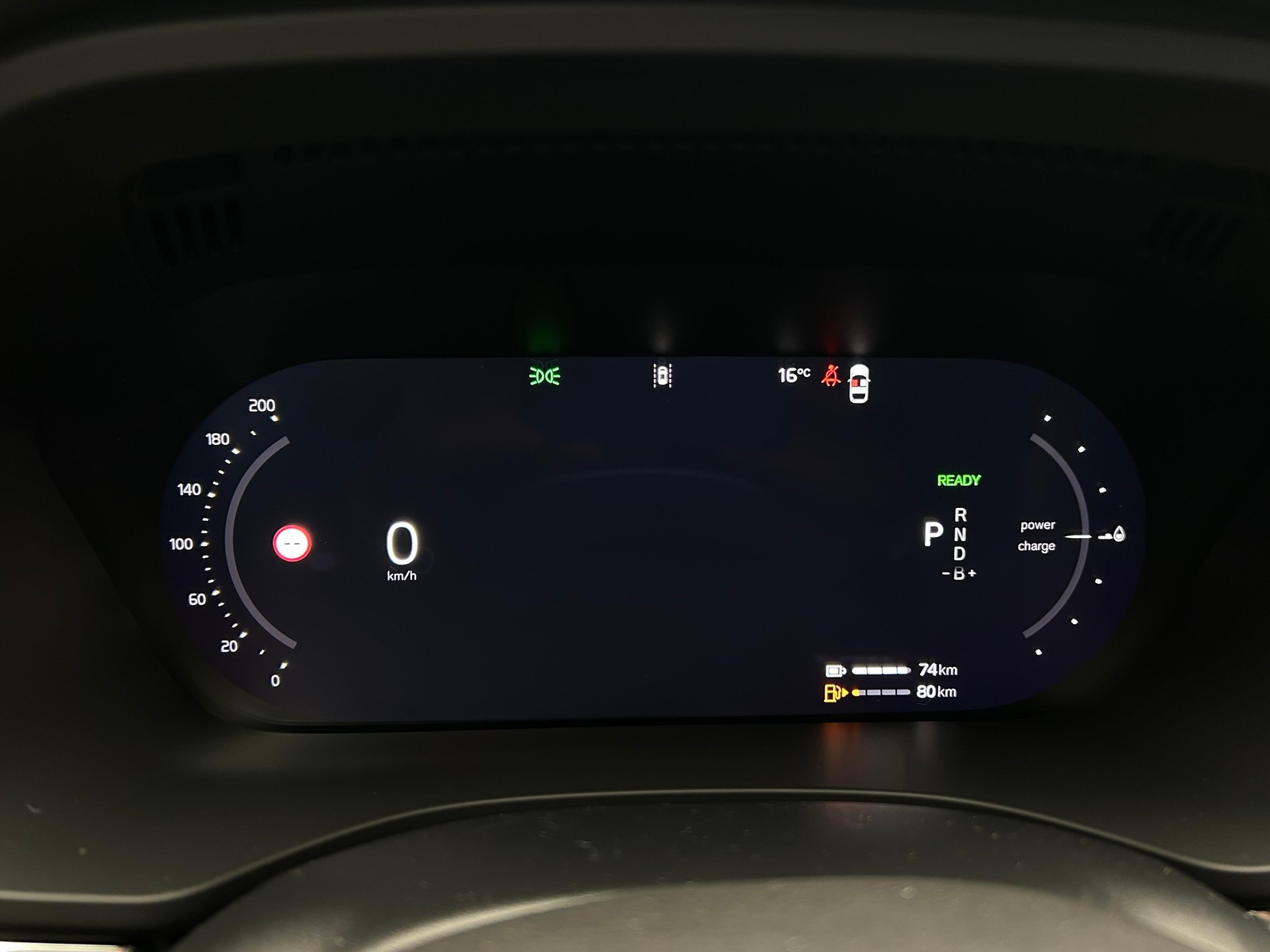 VOLVO XC60 2.0 T6 TE Ultra Dark eAWD-image-13
