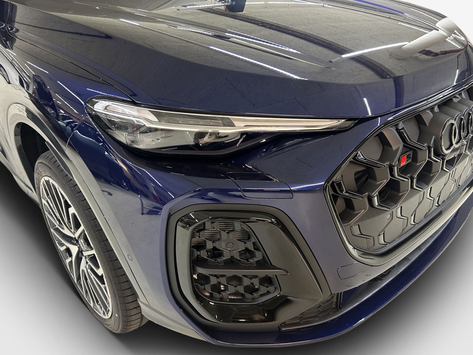 AUDI SQ5 TFSI quattro S-tronic-image-15