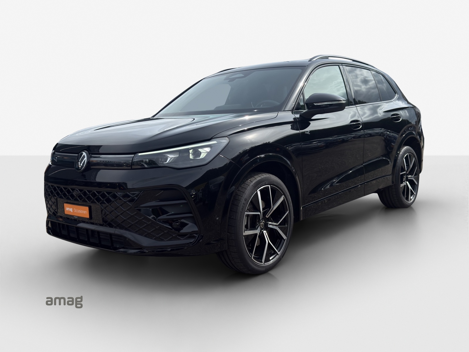 VW Tiguan 2.0 TSI DSG R-Line 4Motion-image-0