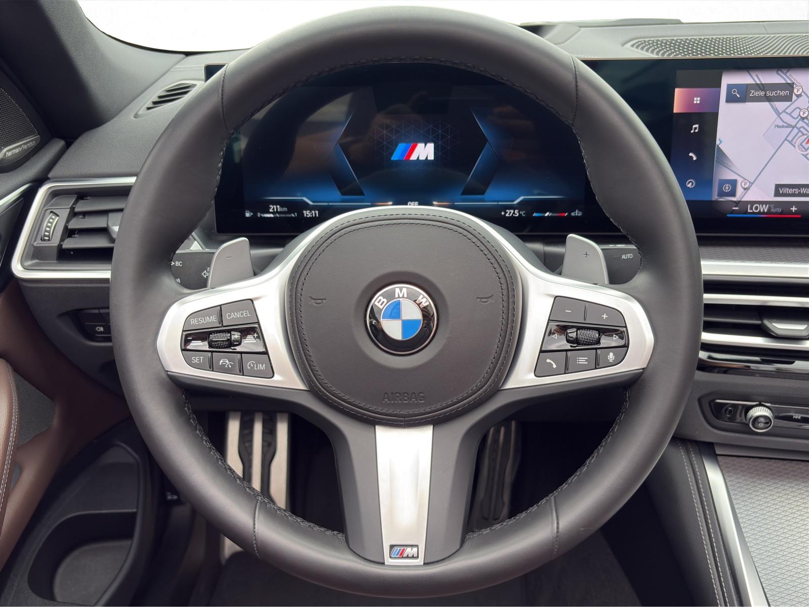BMW M440i xDrive Cabrio-image-10