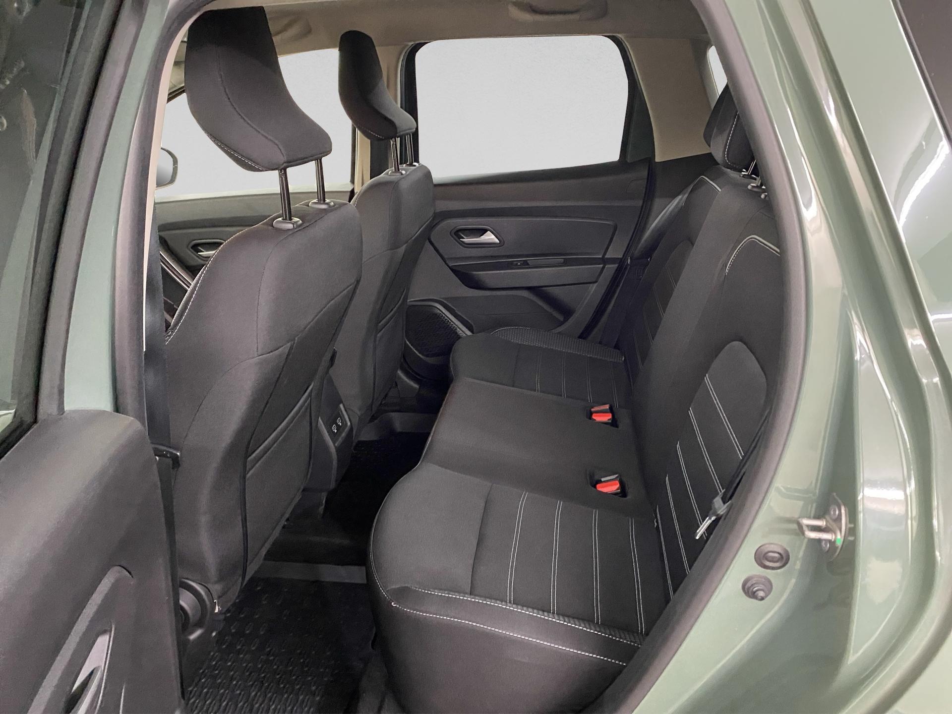 DACIA Duster Blue dCi 115 Journey 4x4-image-12