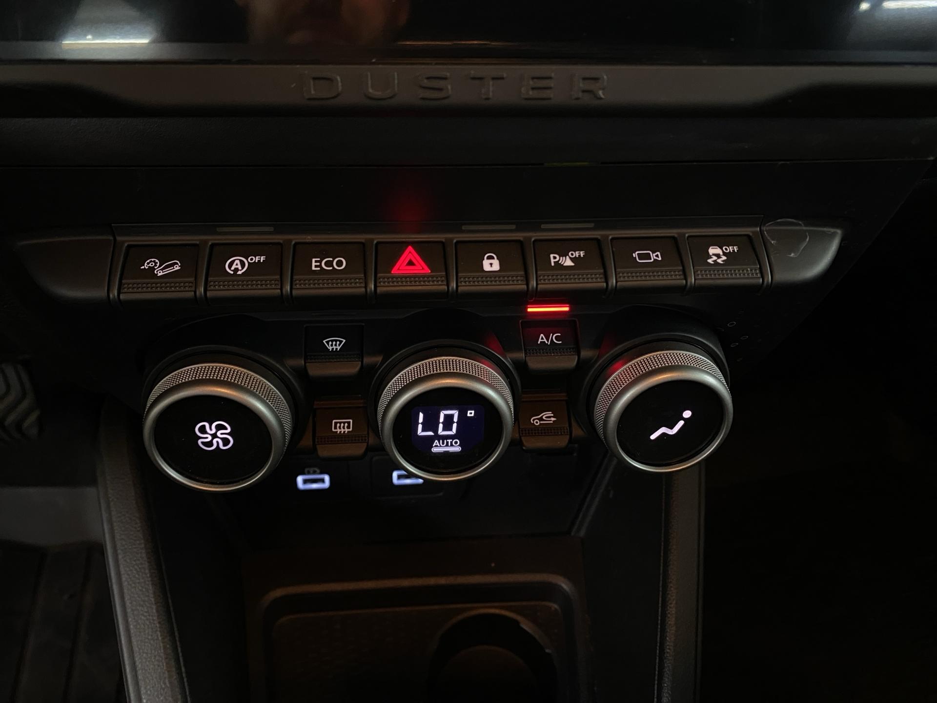 DACIA Duster Blue dCi 115 Journey 4x4-image-16
