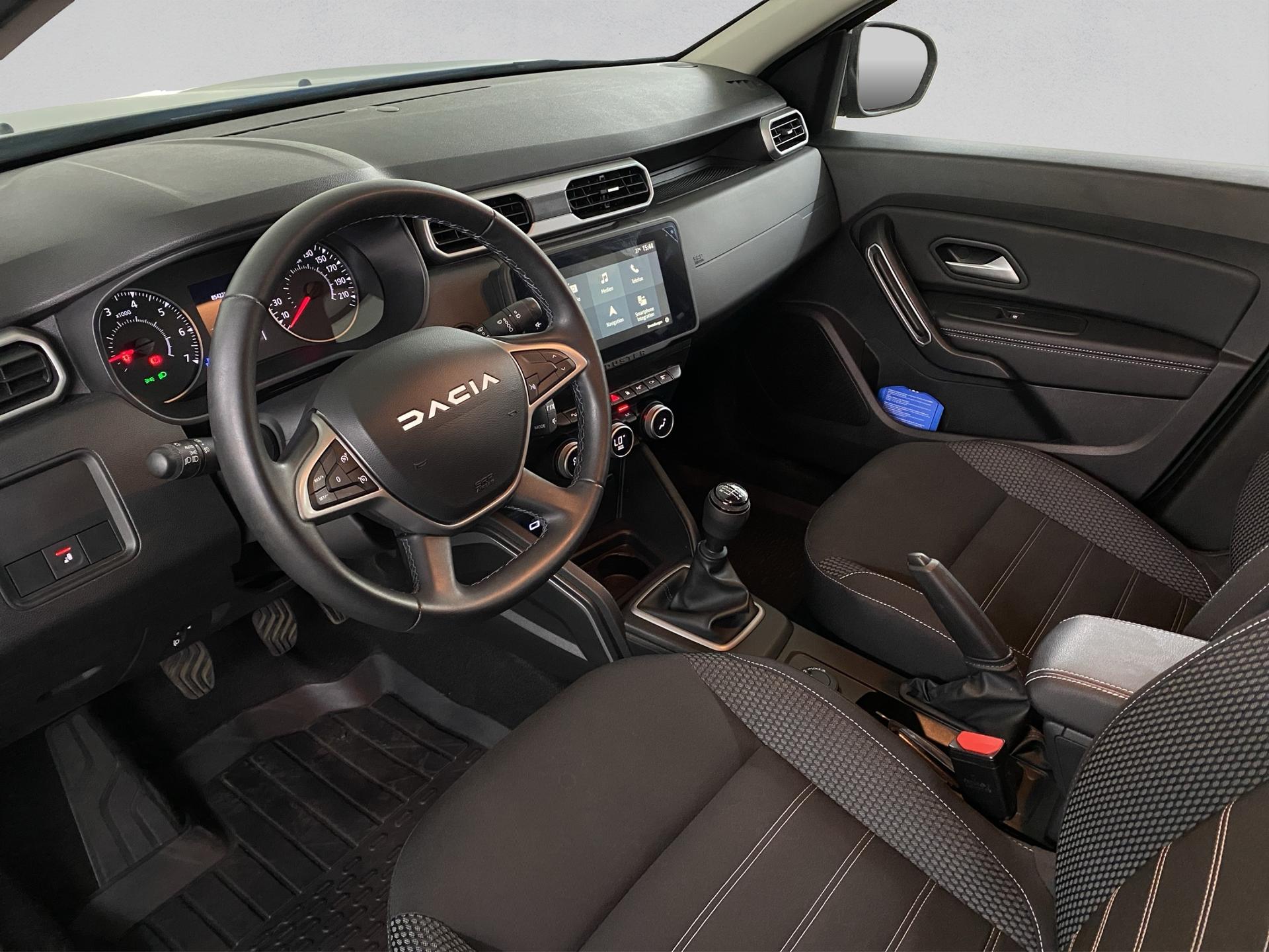 DACIA Duster Blue dCi 115 Journey 4x4-image-11