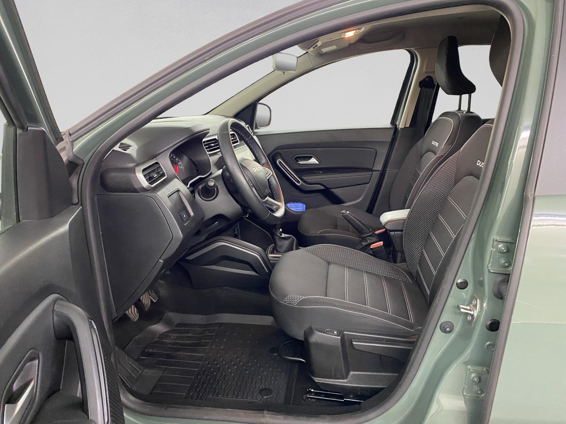 DACIA Duster Blue dCi 115 Journey 4x4-image-6