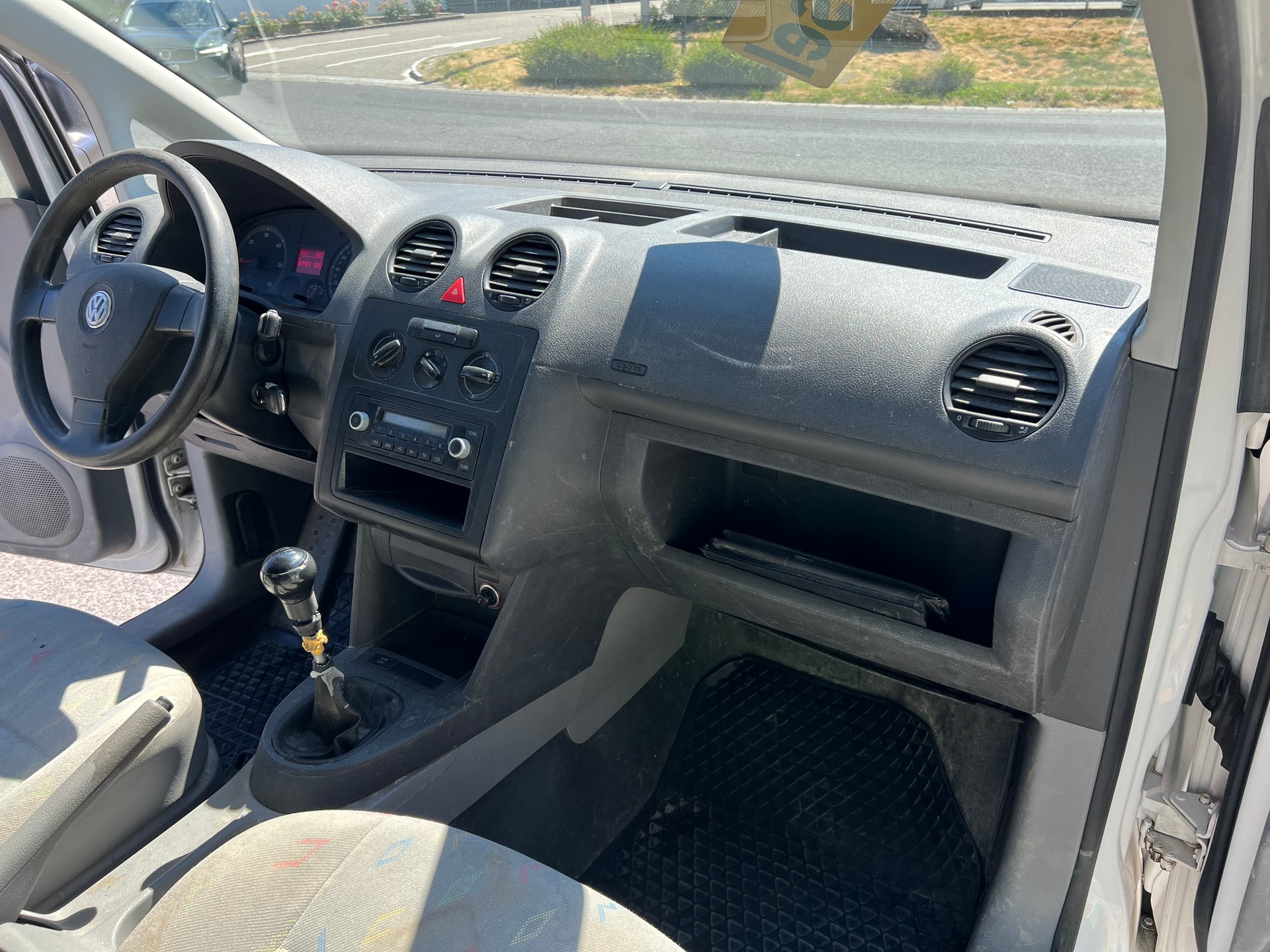 VW Caddy 2.0SDI-image-12