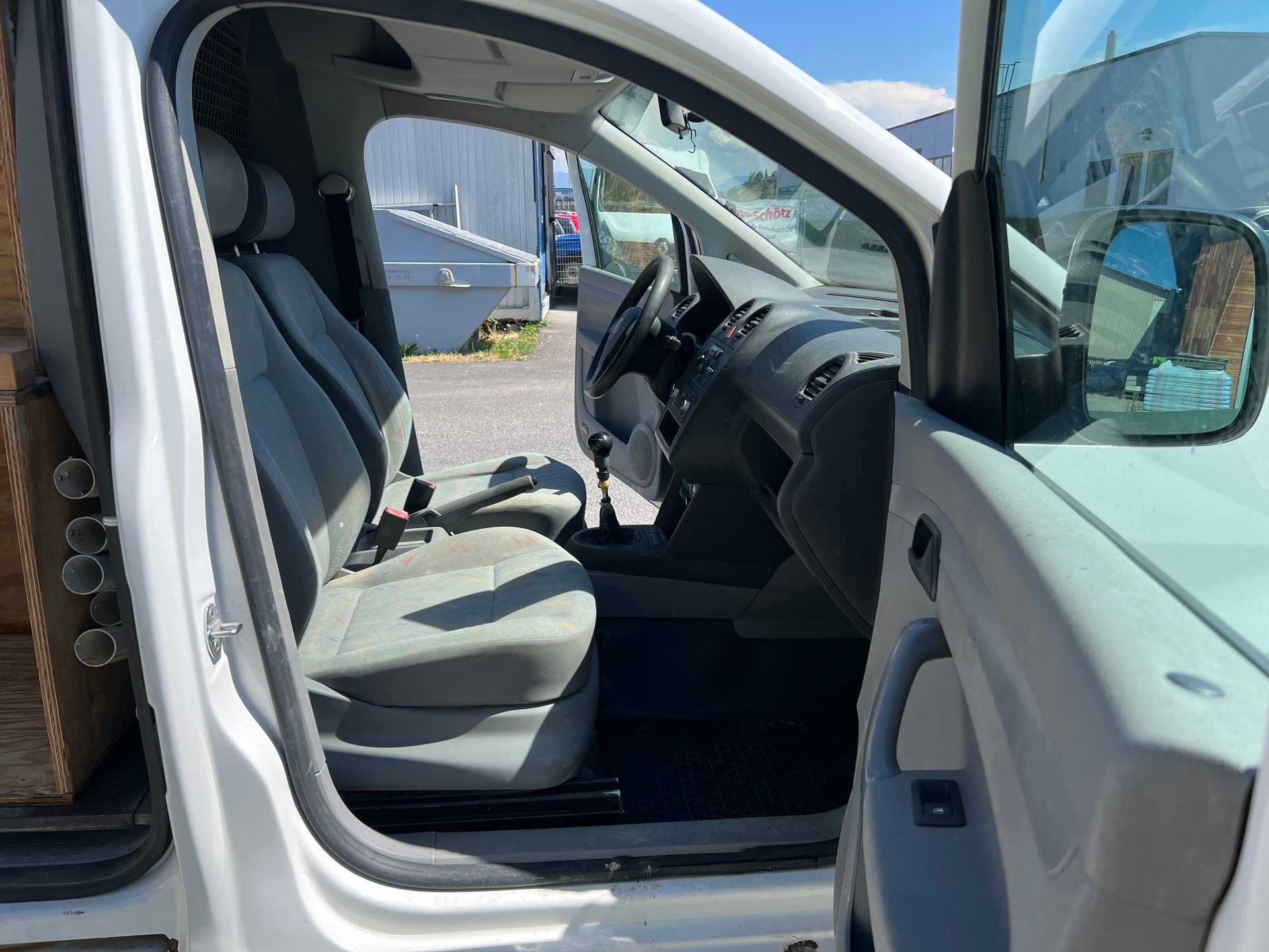 VW Caddy 2.0SDI-image-11