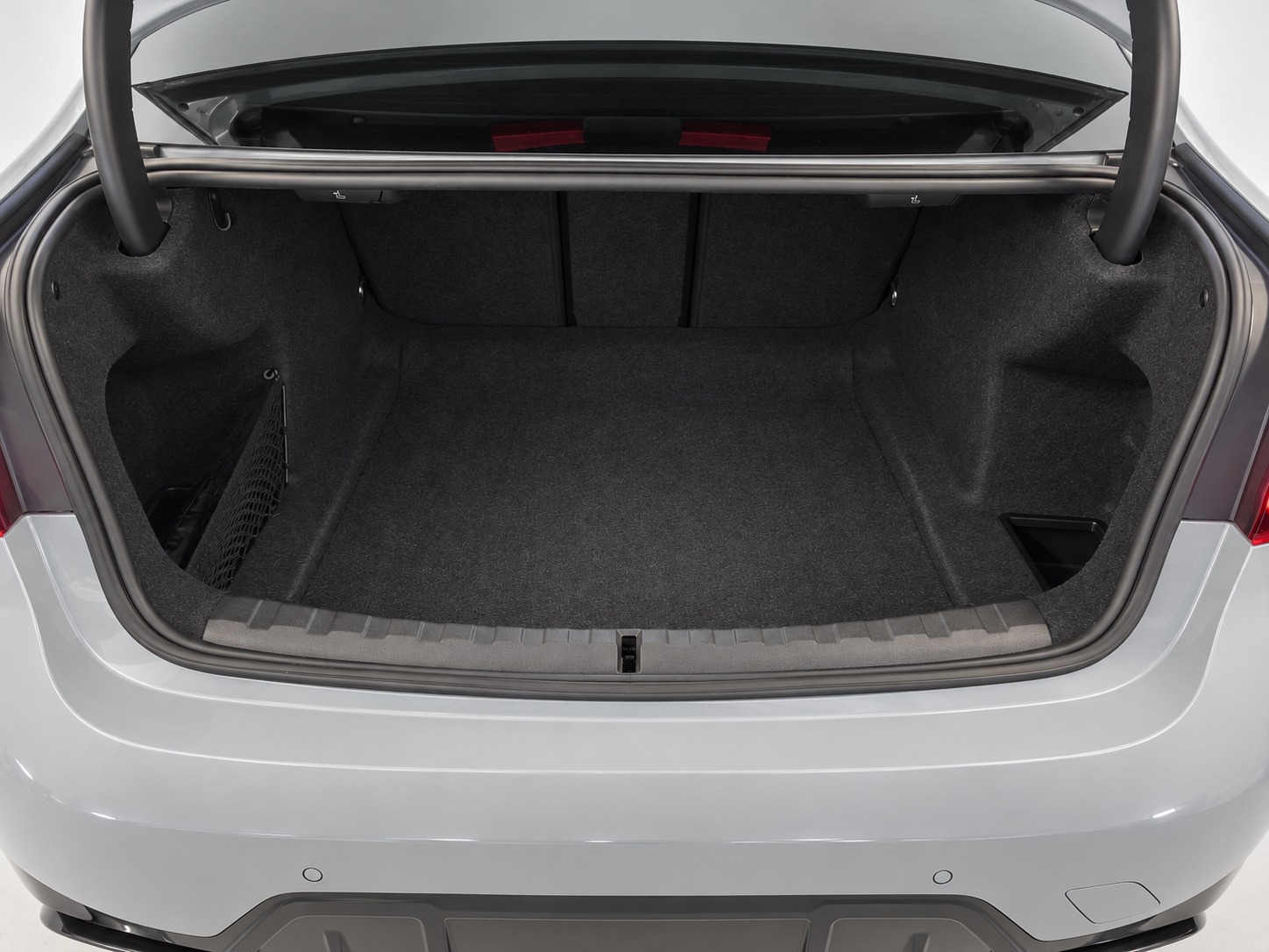 BMW M340i xDrive 48V Steptronic M Sport M Performance-image-21