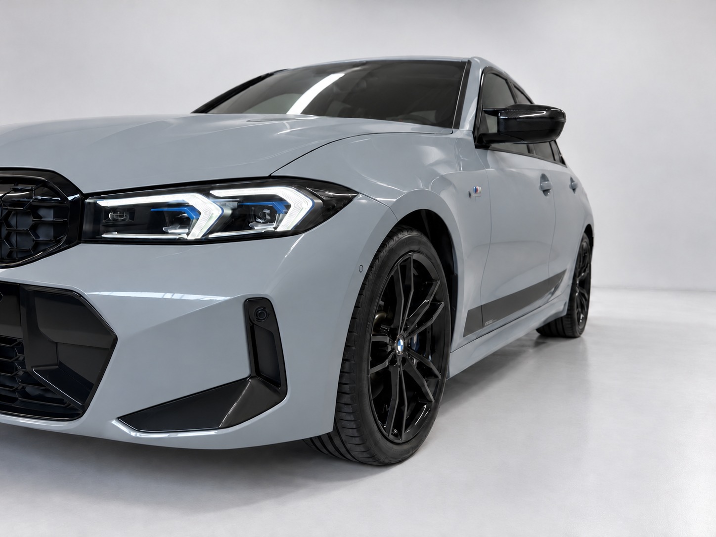BMW M340i xDrive 48V Steptronic M Sport M Performance-image-8