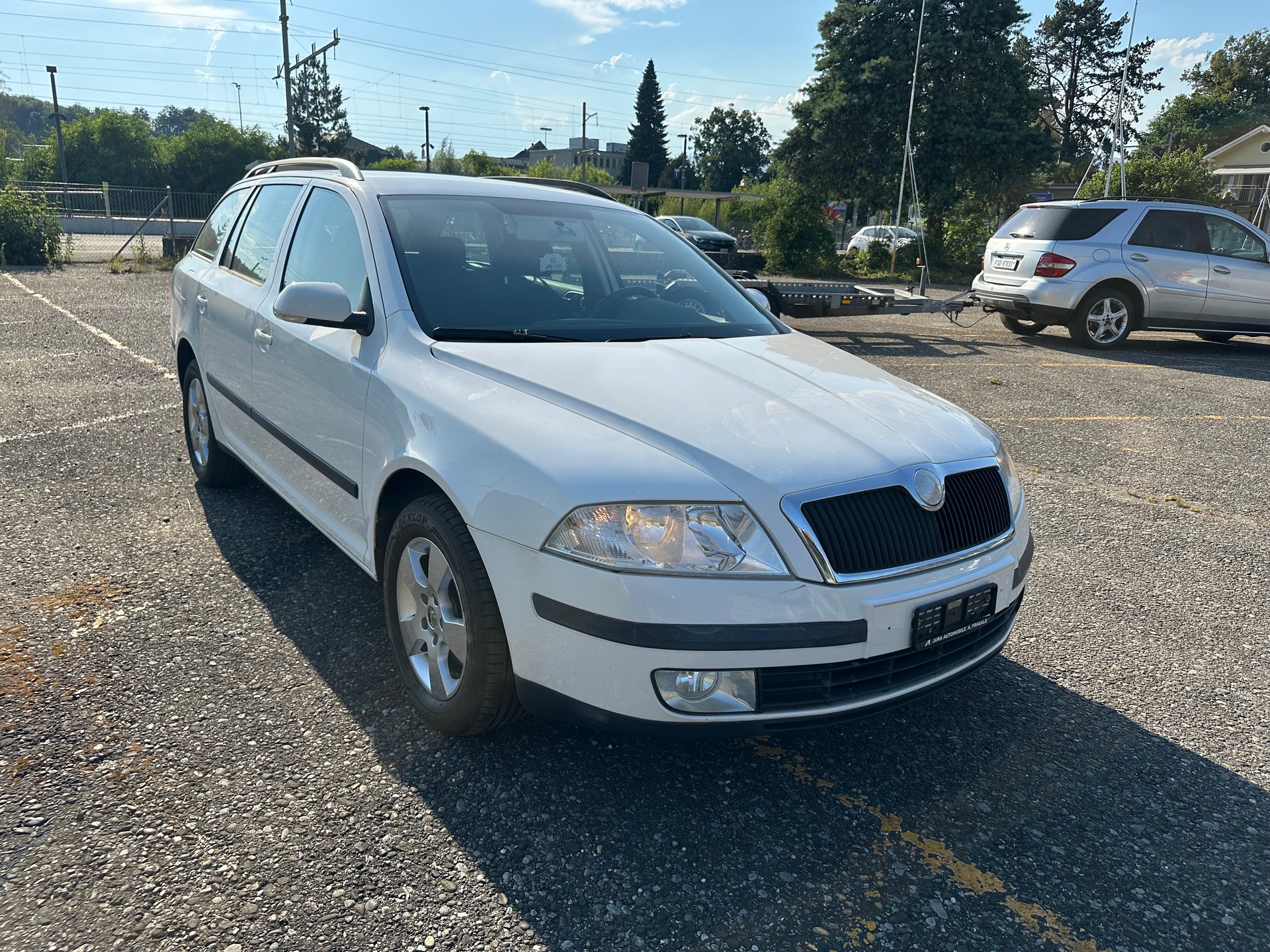 SKODA OCTAVIA-image-4