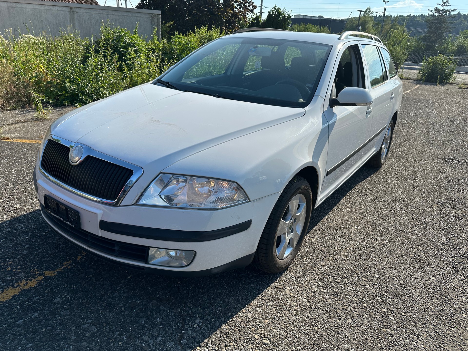 SKODA OCTAVIA-image-0