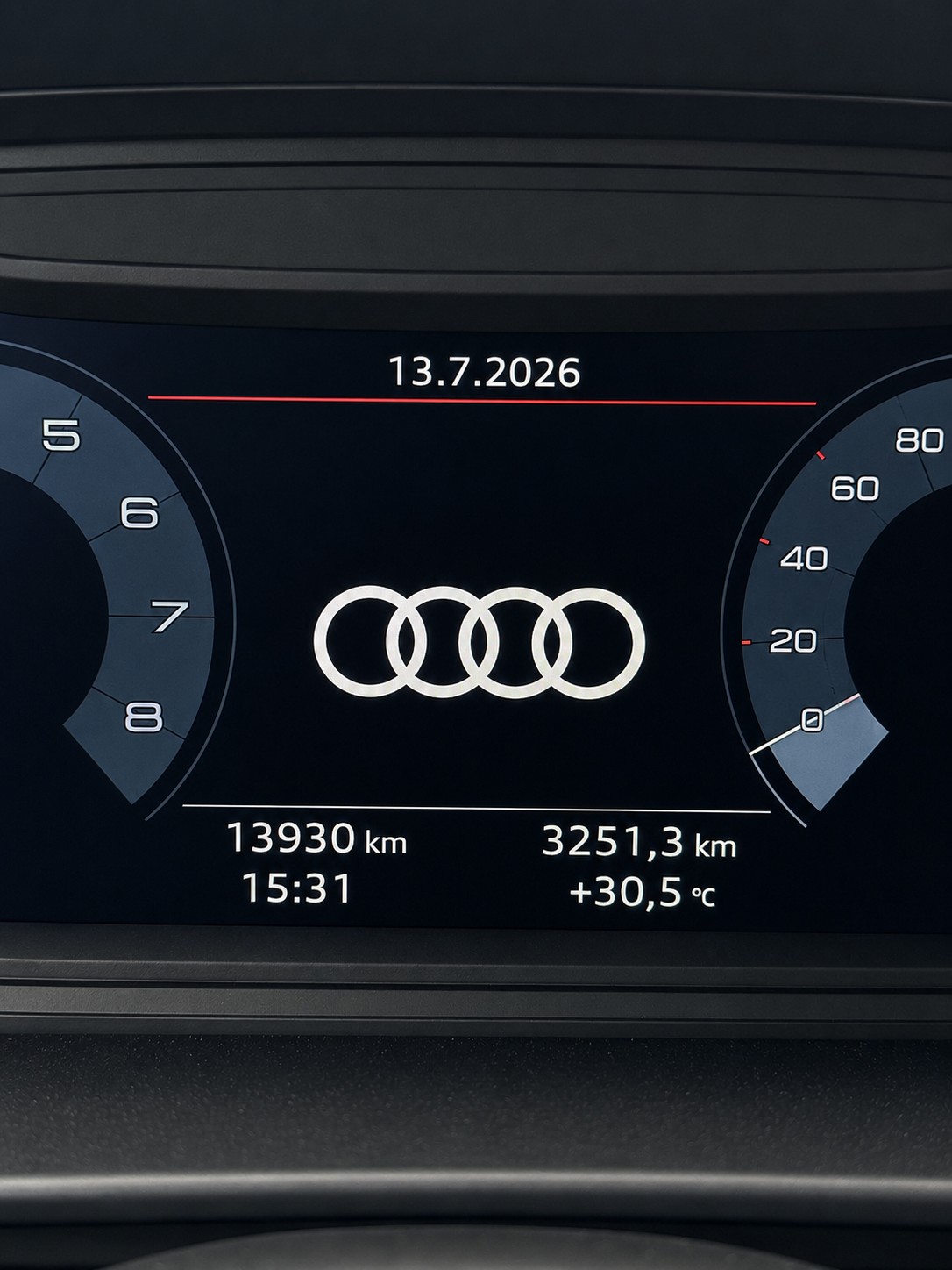 AUDI 1.0 30 TFSI Attraction S-Tronic-image-5