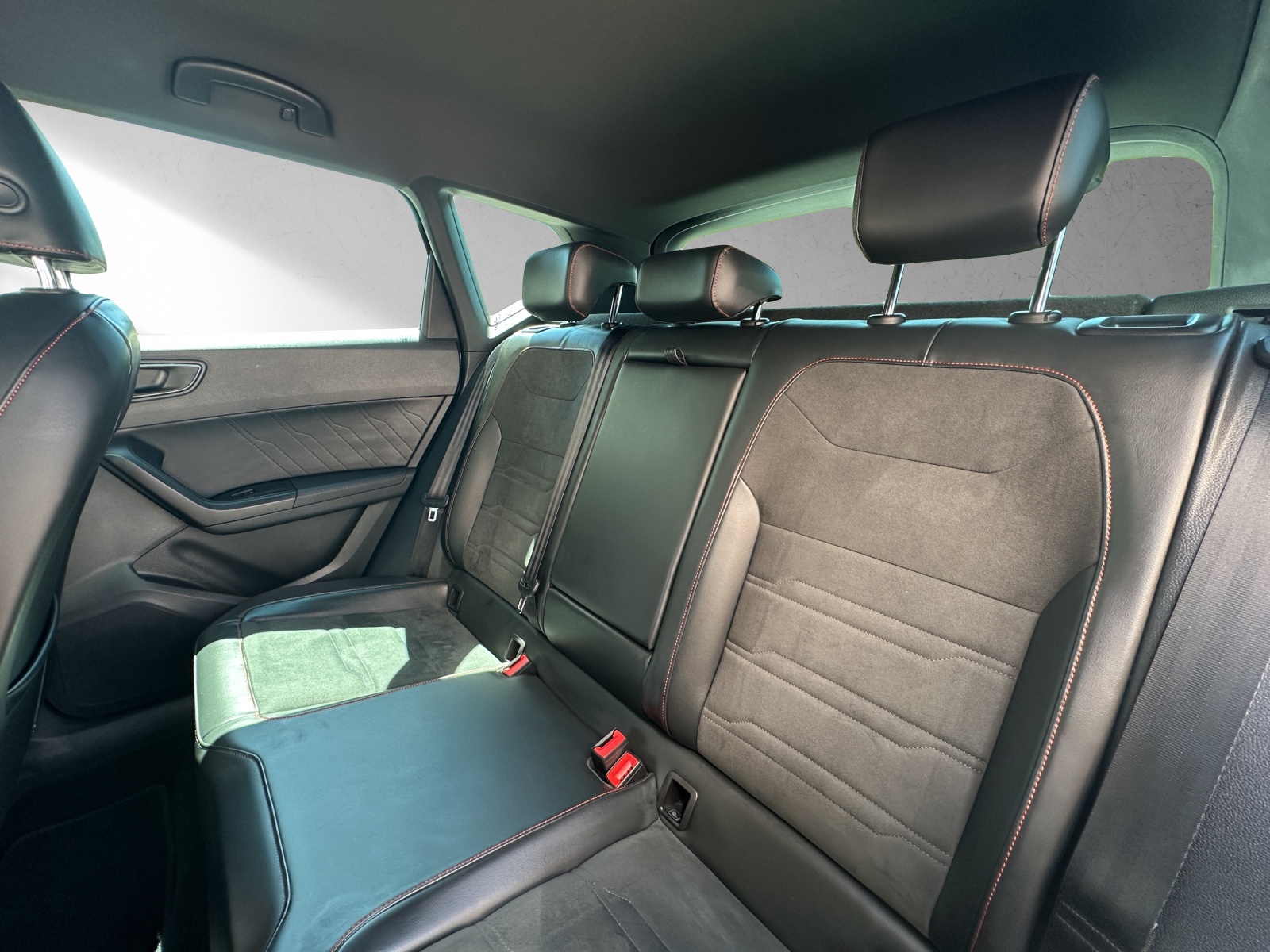SEAT Ateca 1.5 TSI EVO DSG FR-image-13
