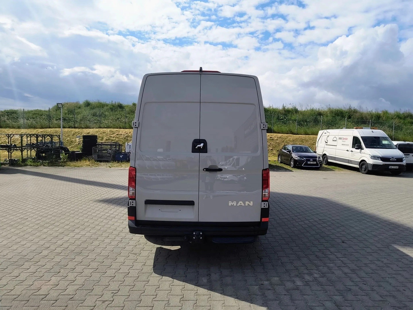 MAN TGE 3.5 4x4 Automat Kasten-image-3