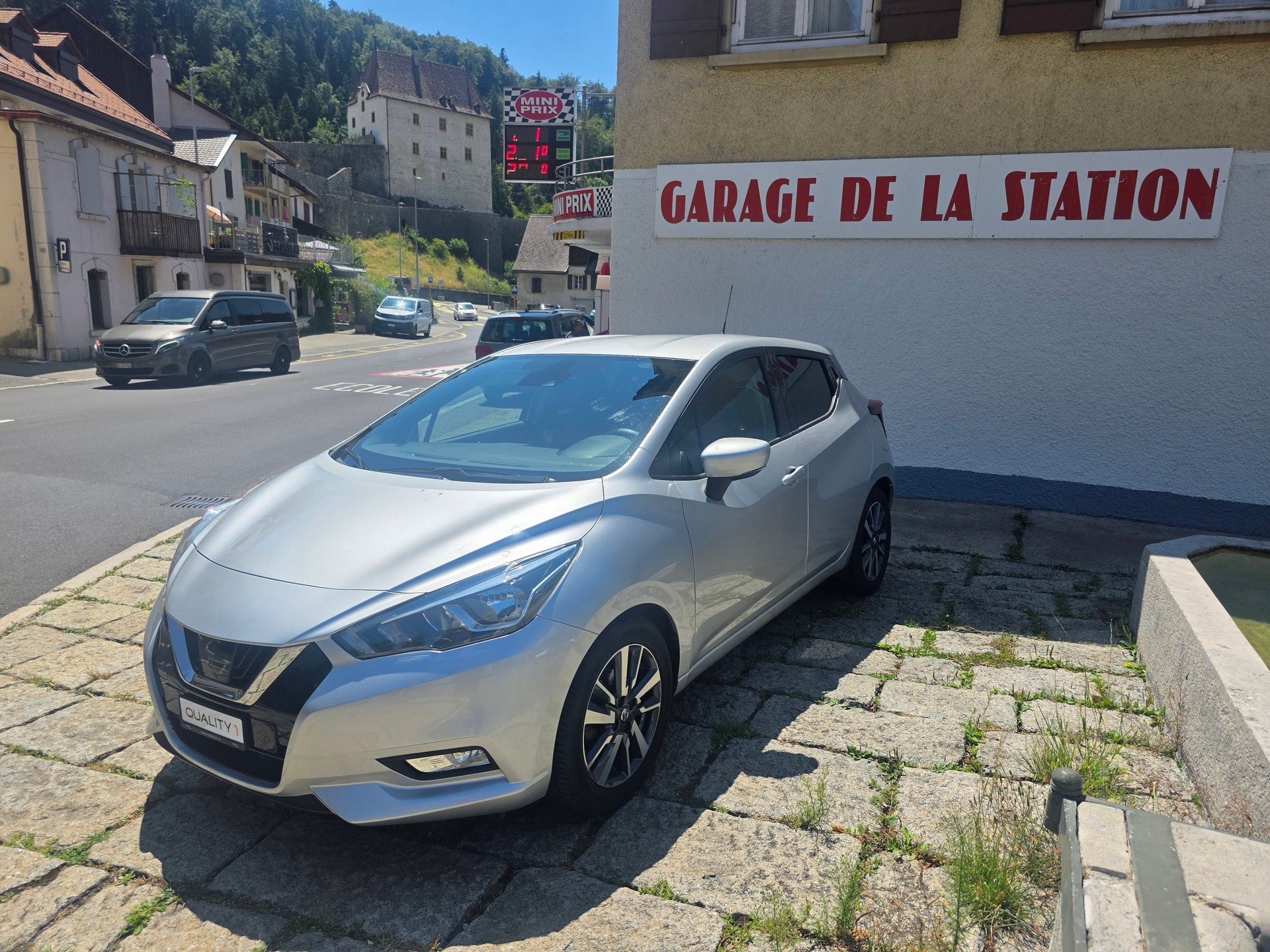 NISSAN Micra 0.9 IG-T n-connecta-image-0