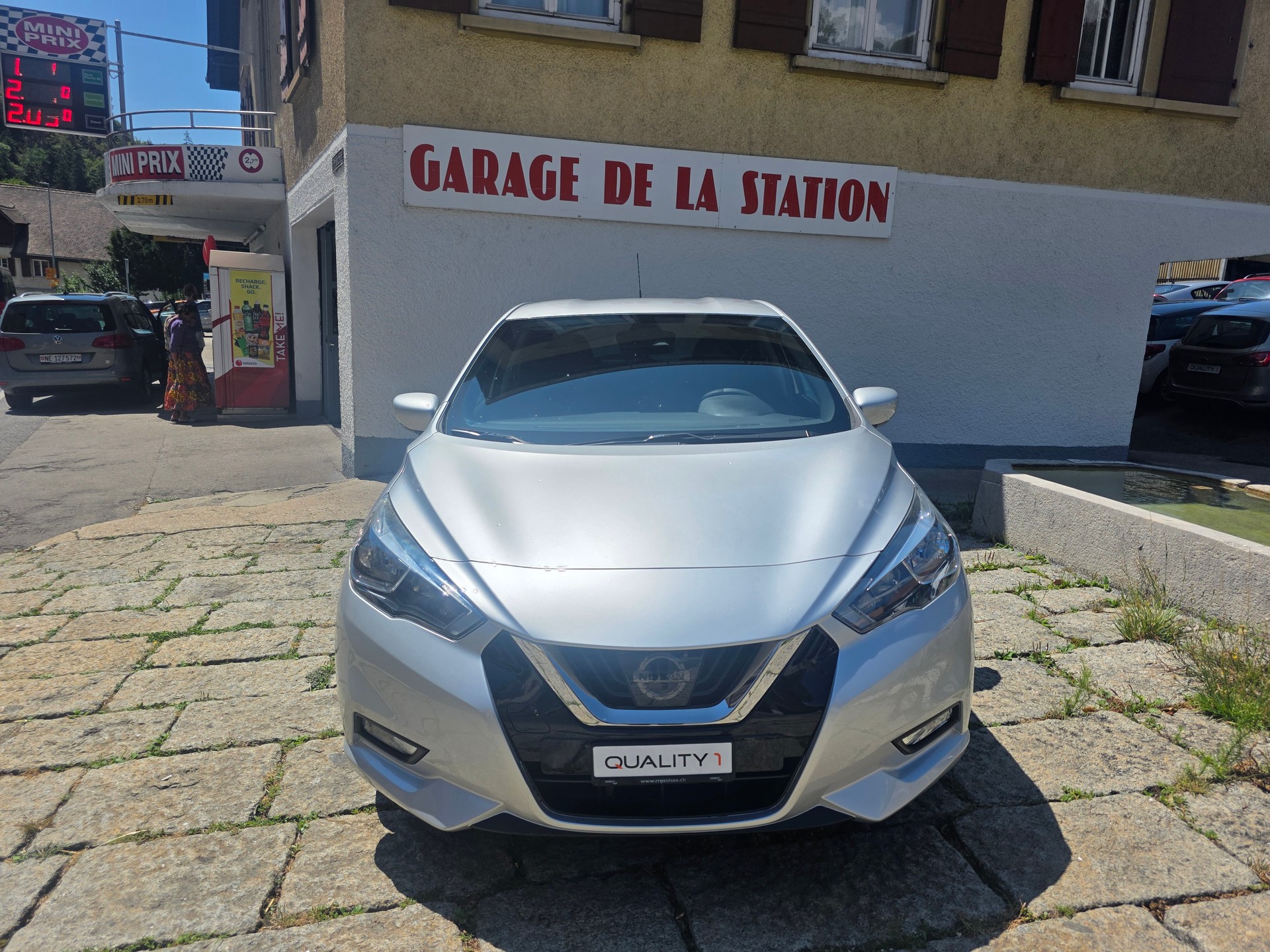 NISSAN Micra 0.9 IG-T n-connecta-image-1
