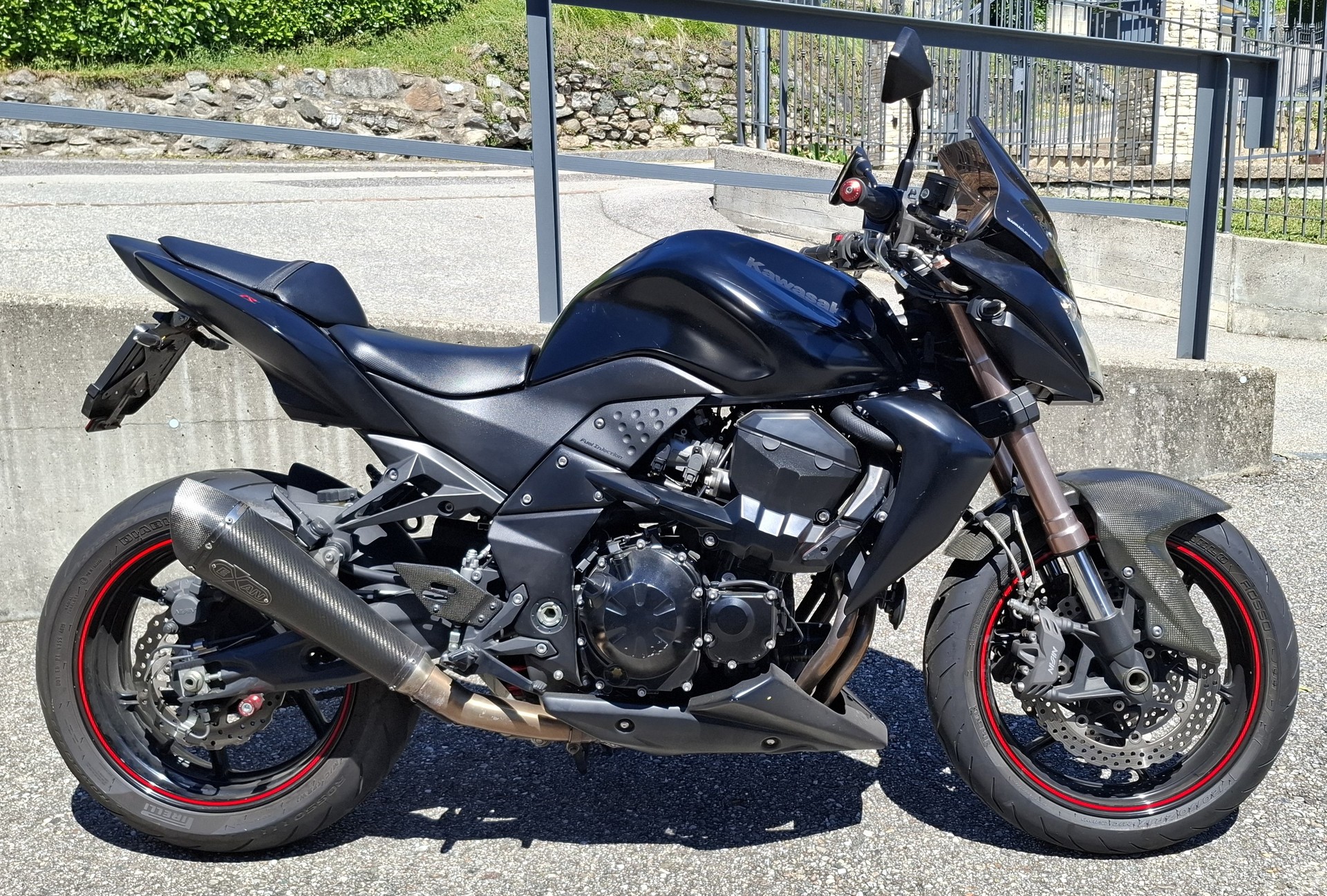 KAWASAKI Z 750 R ABS Black Edition