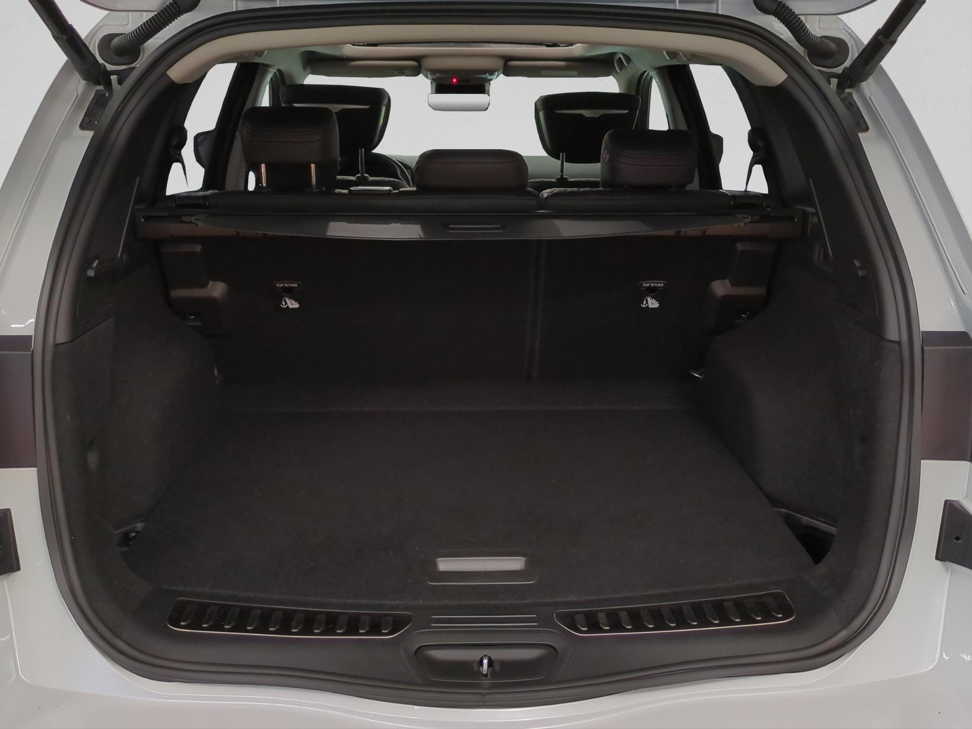 RENAULT Koleos 2.0 dCi Initiale Paris 4WD Xtronic CVT-image-15