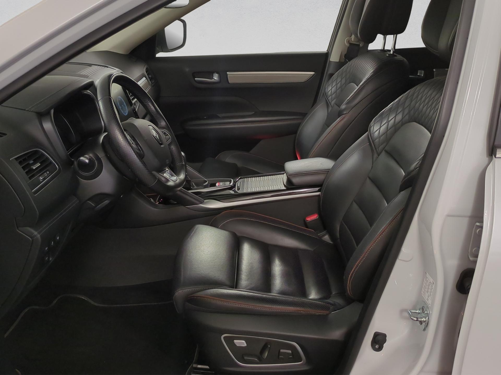 RENAULT Koleos 2.0 dCi Initiale Paris 4WD Xtronic CVT-image-8