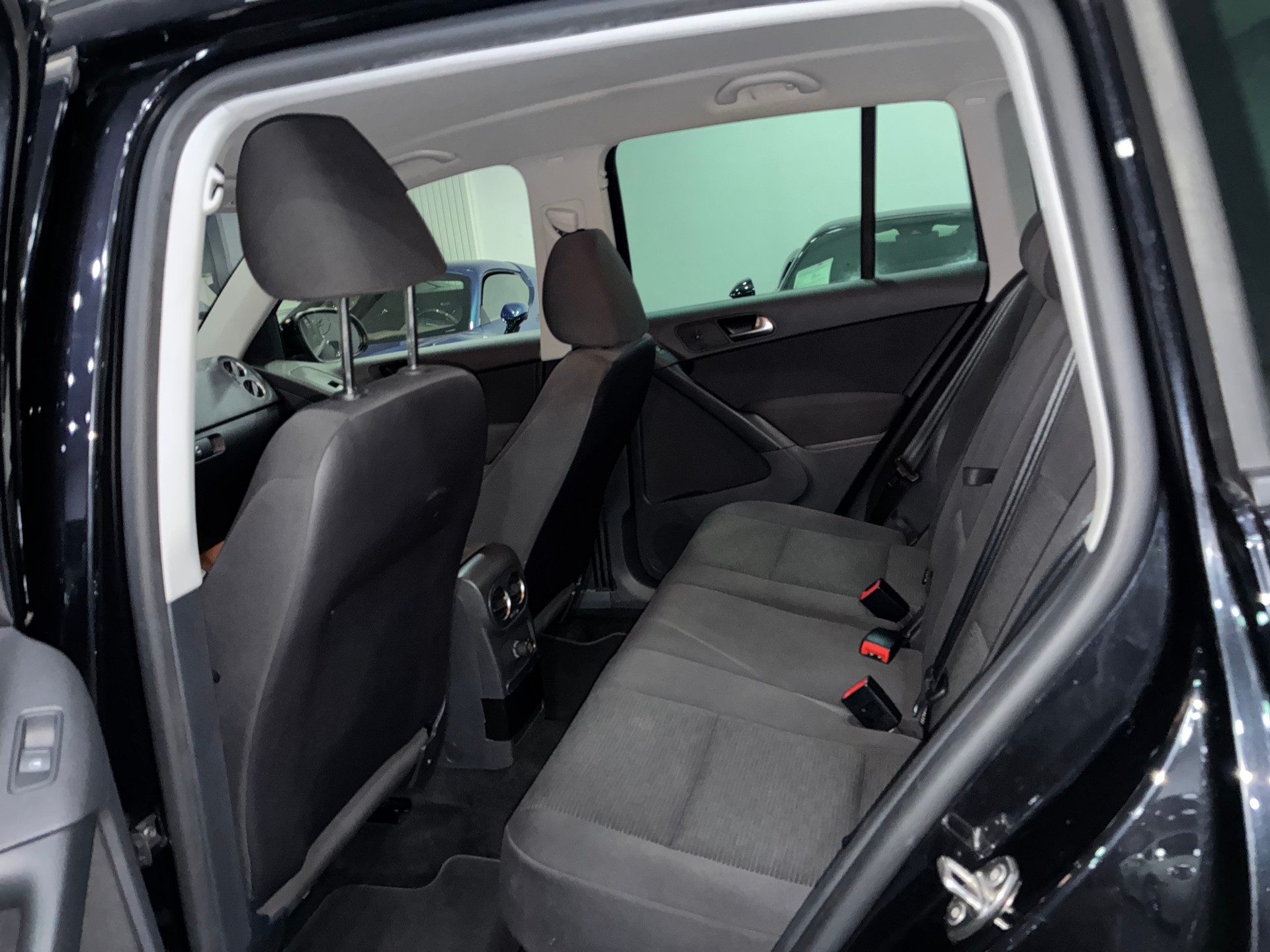 VW Tiguan 2.0 TDI BlueMotion Trend&Fun 4Motion DSG-image-10