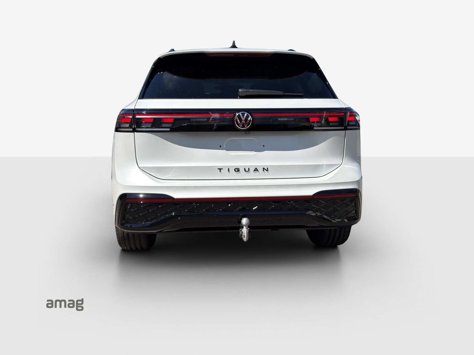 VW Tiguan 2.0 TSI DSG R-Line Plus 4Motion-image-3