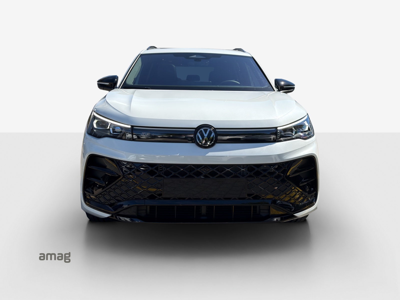 VW Tiguan 2.0 TSI DSG R-Line Plus 4Motion-image-6
