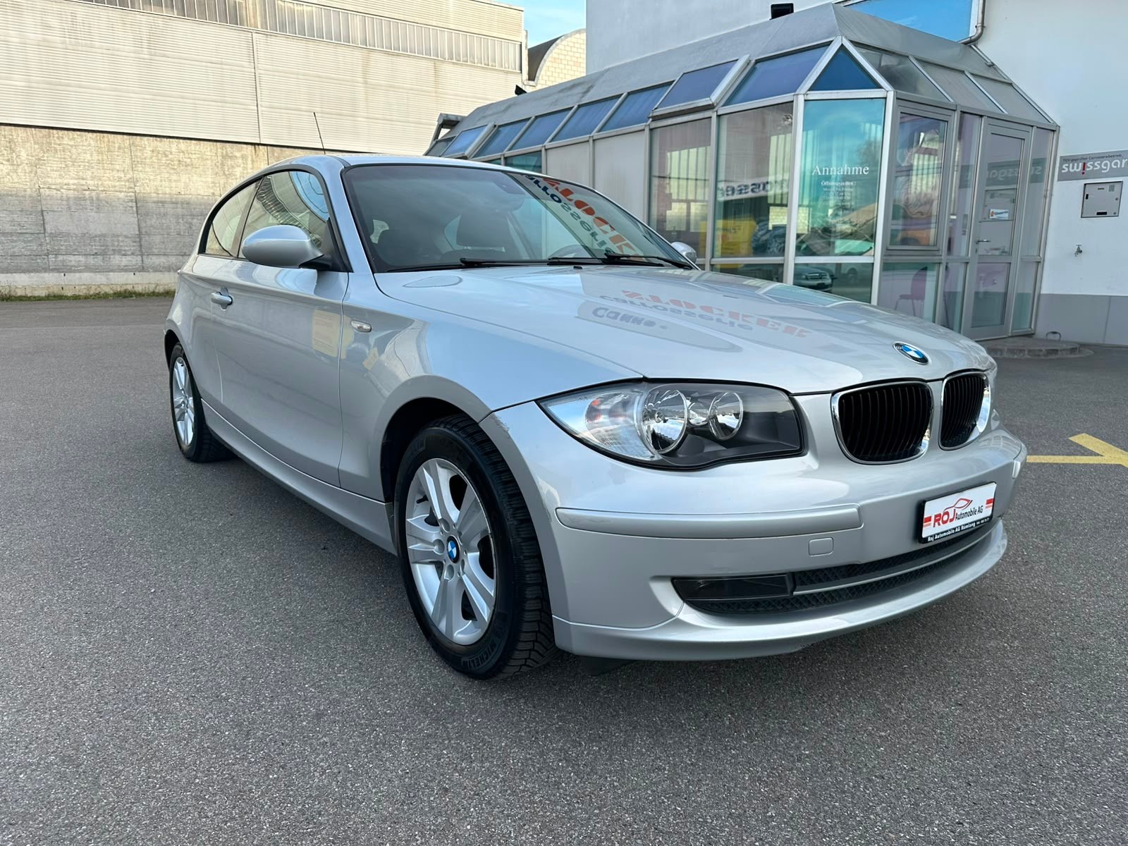 BMW 118d Access-image-3