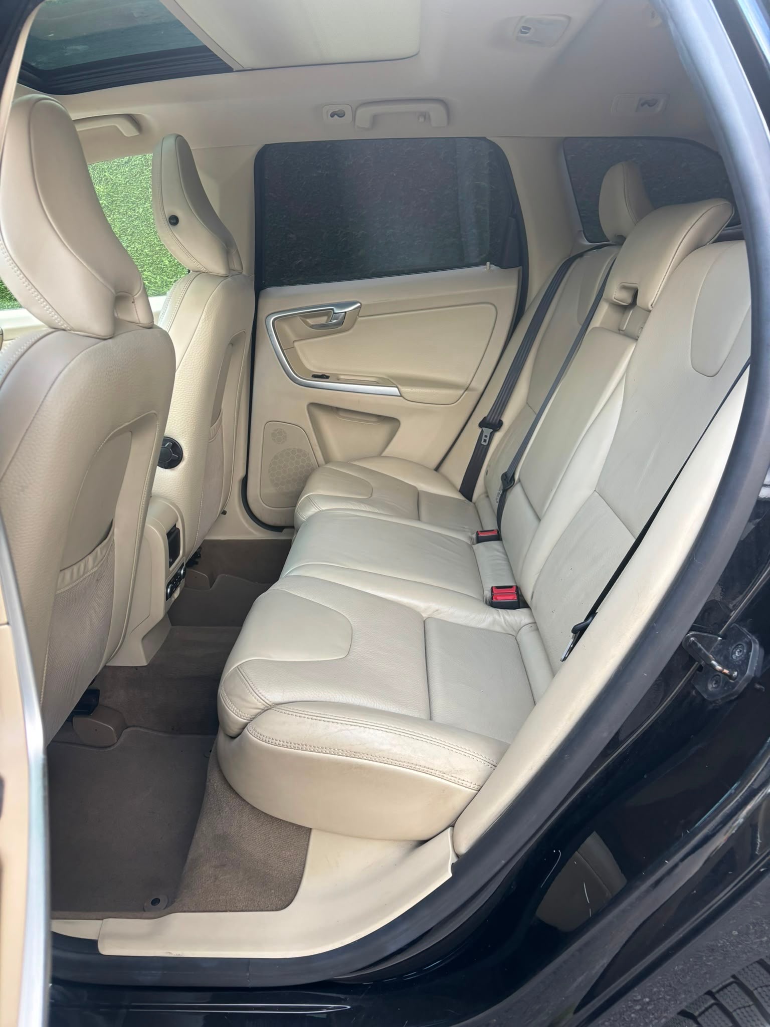 VOLVO XC60 D5 AWD Geartronic-image-8