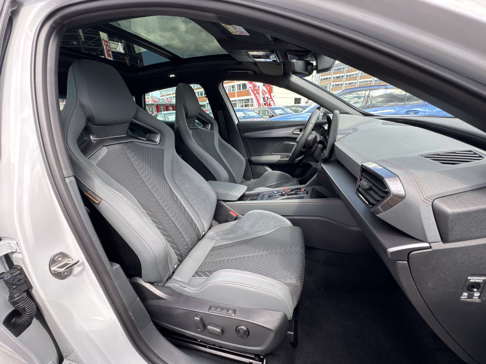 CUPRA Formentor 2.0 TSi Extreme 333PS 4Drive DSG-Automat-image-12