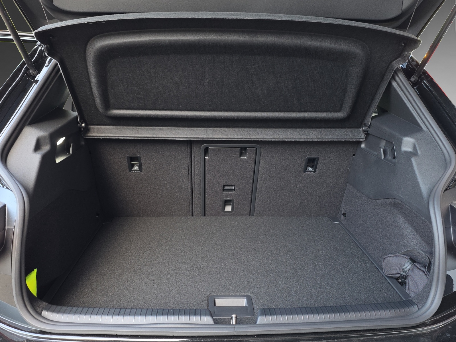 VW ID.3 Neo 79 kWh 231 PS Style-image-9