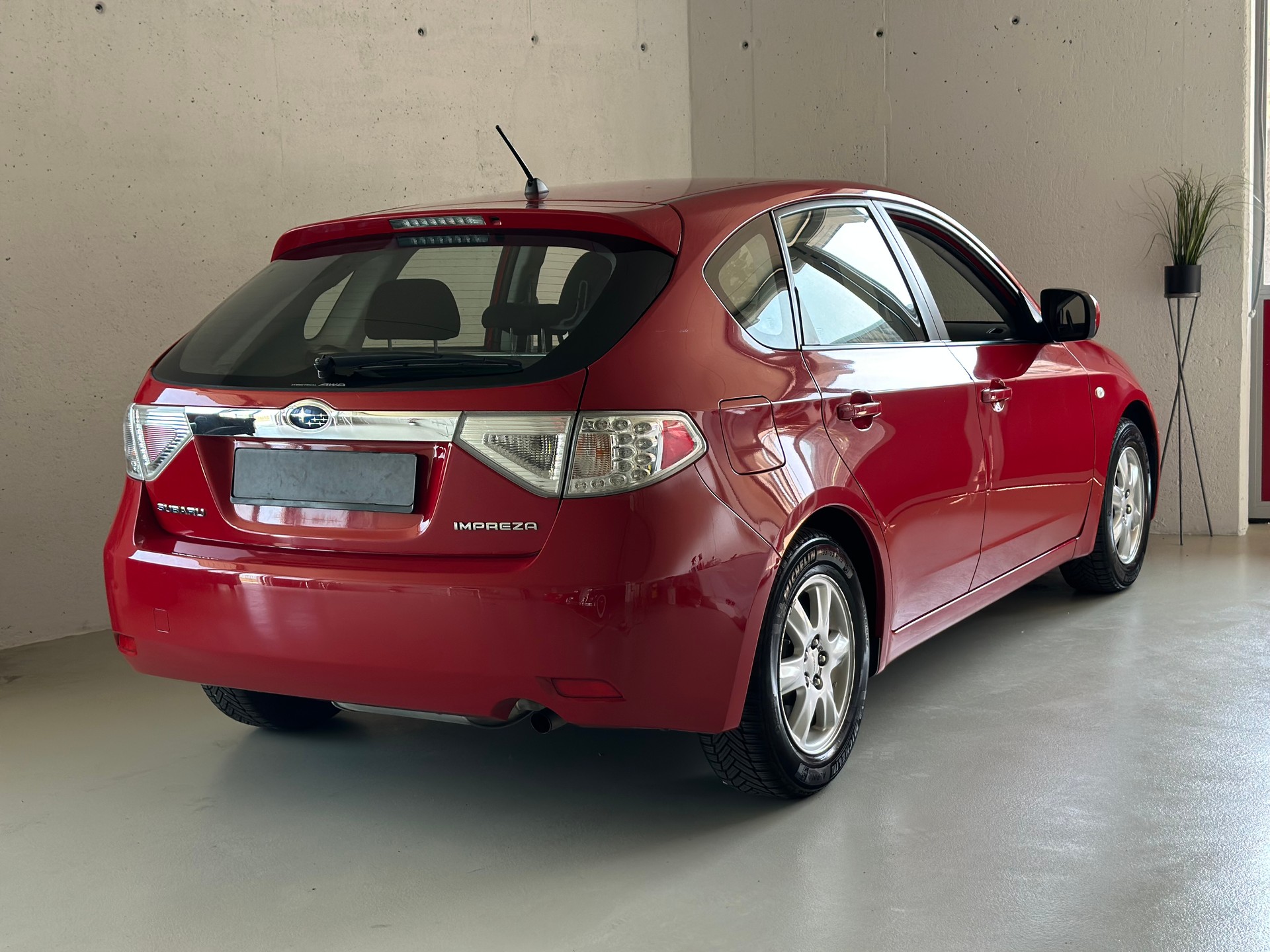 SUBARU Impreza 1.5R Swiss-image-6
