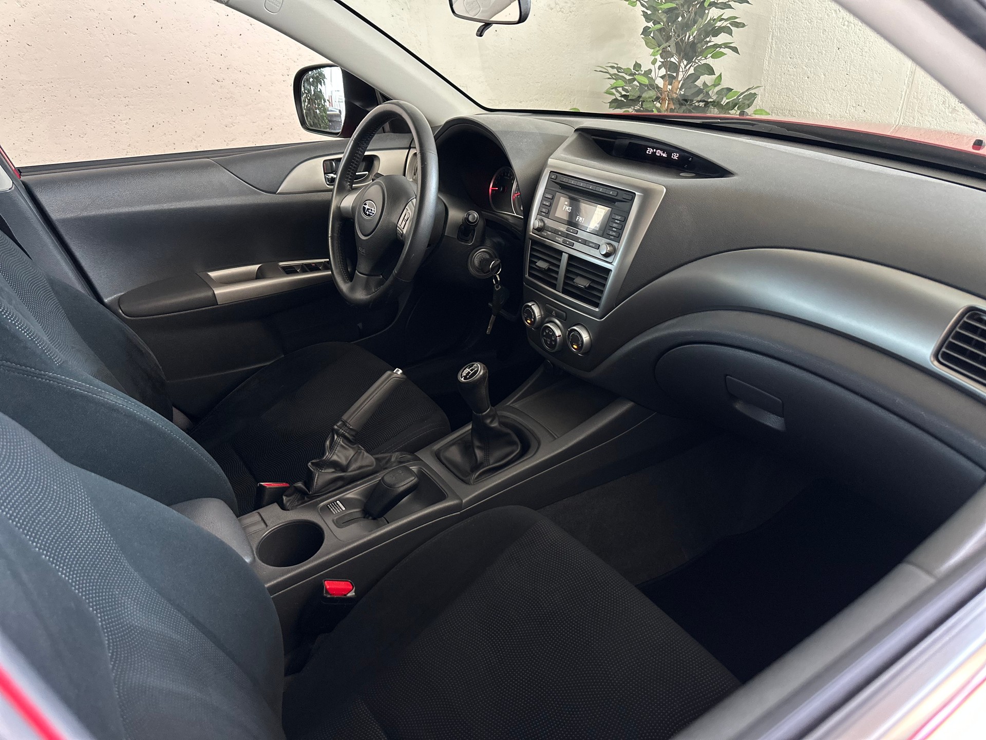 SUBARU Impreza 1.5R Swiss-image-10