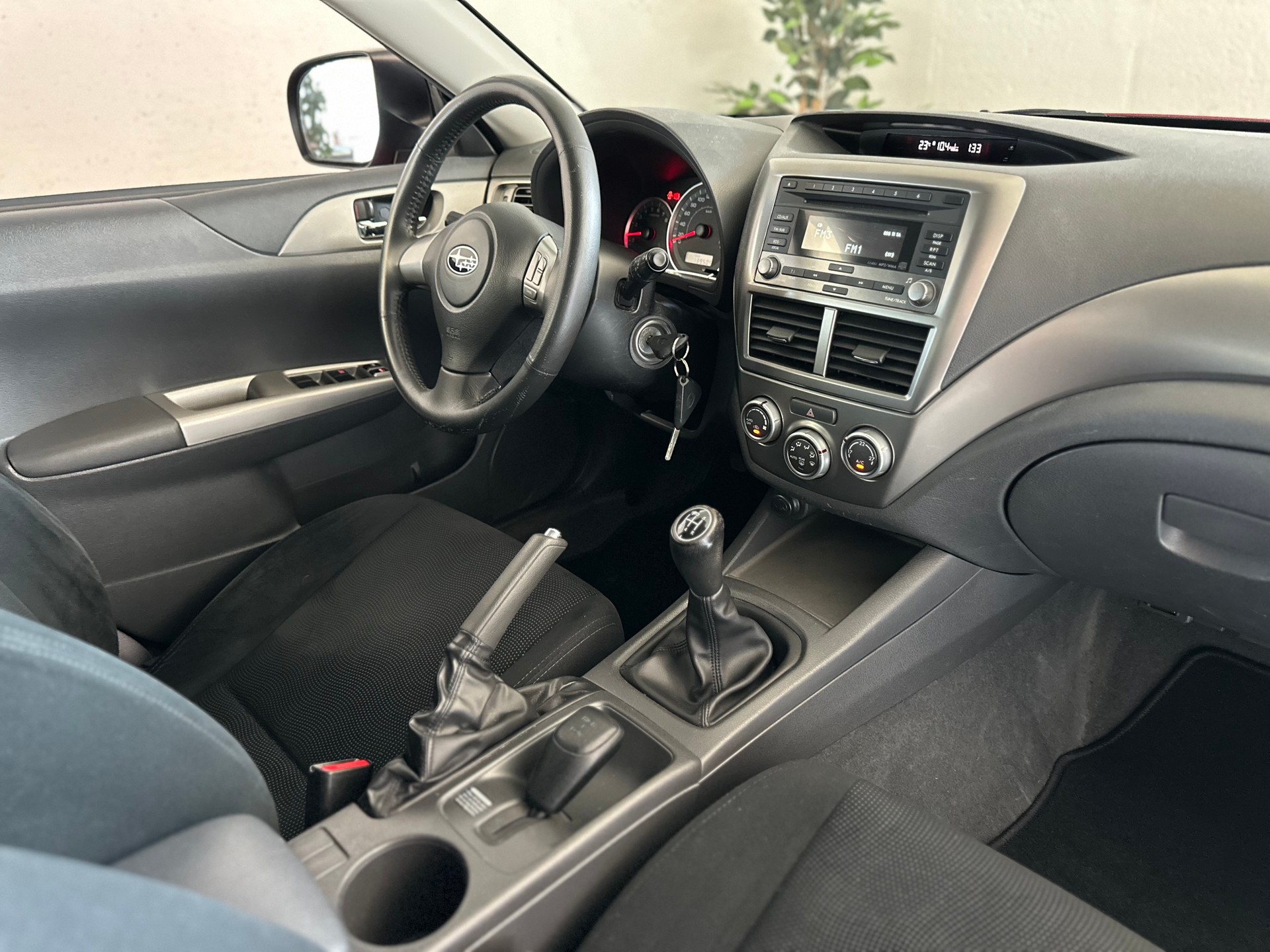 SUBARU Impreza 1.5R Swiss-image-12