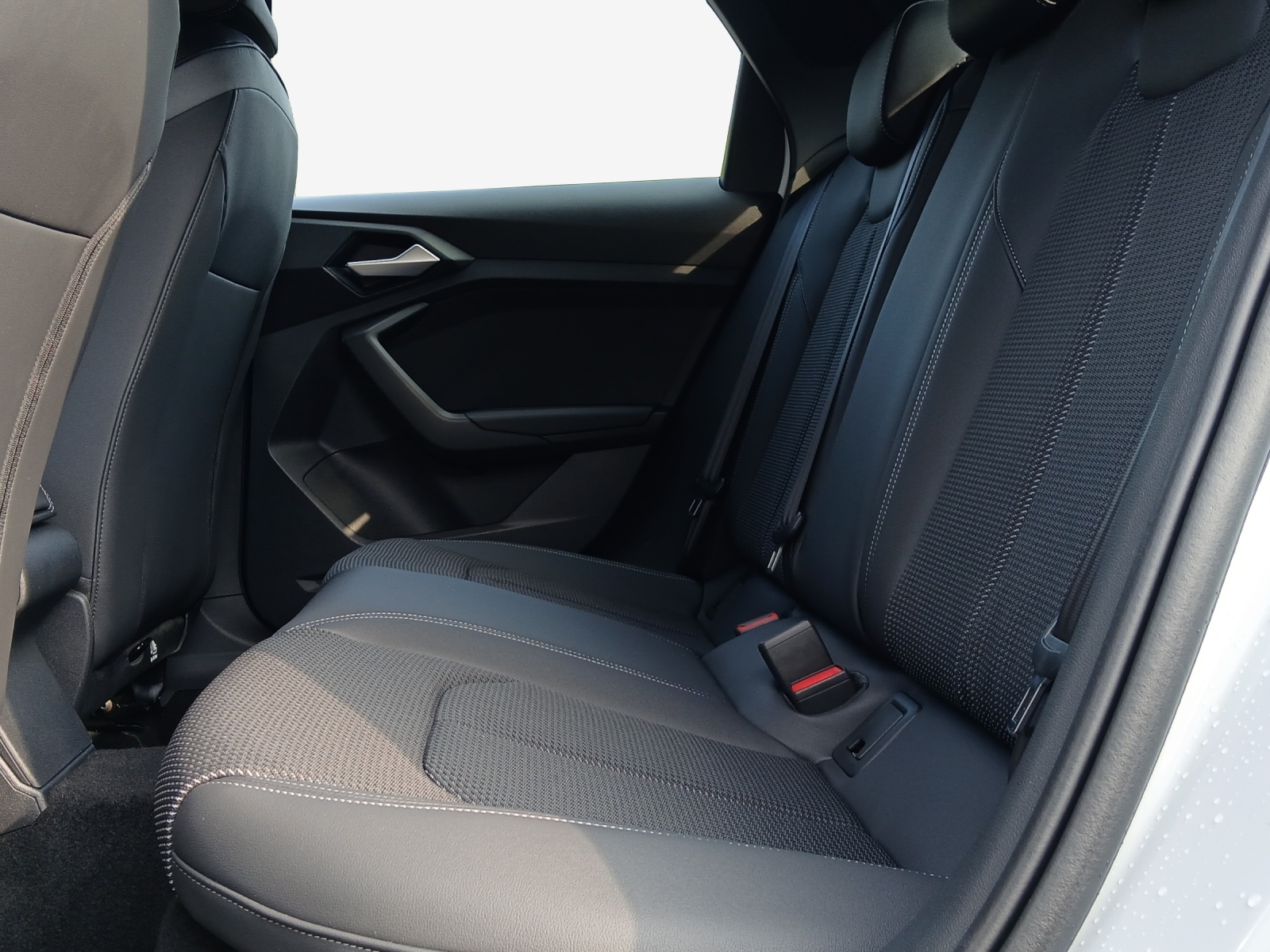 AUDI A1 Sportback 30 TFSI Attraction S-tronic-image-11