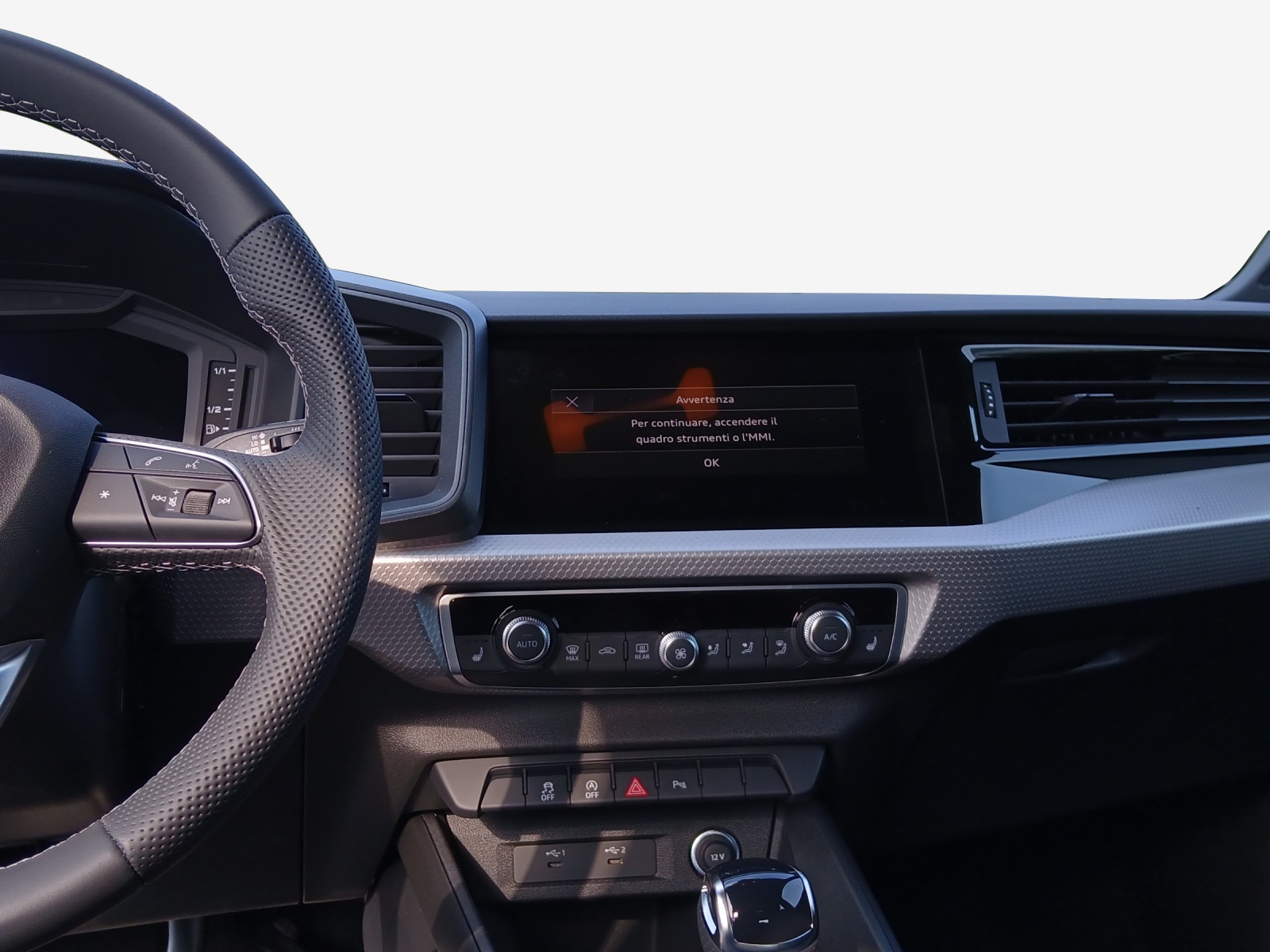 AUDI A1 Sportback 30 TFSI Attraction S-tronic-image-10