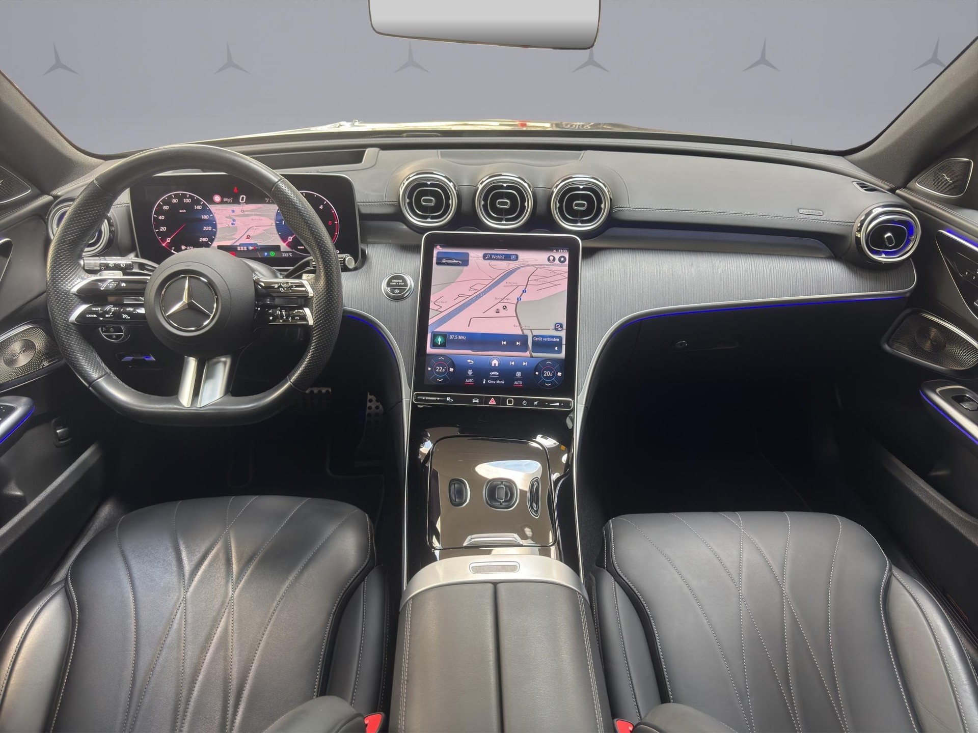 MERCEDES-BENZ C 220 d AMG Line 4matic Kombi-image-12