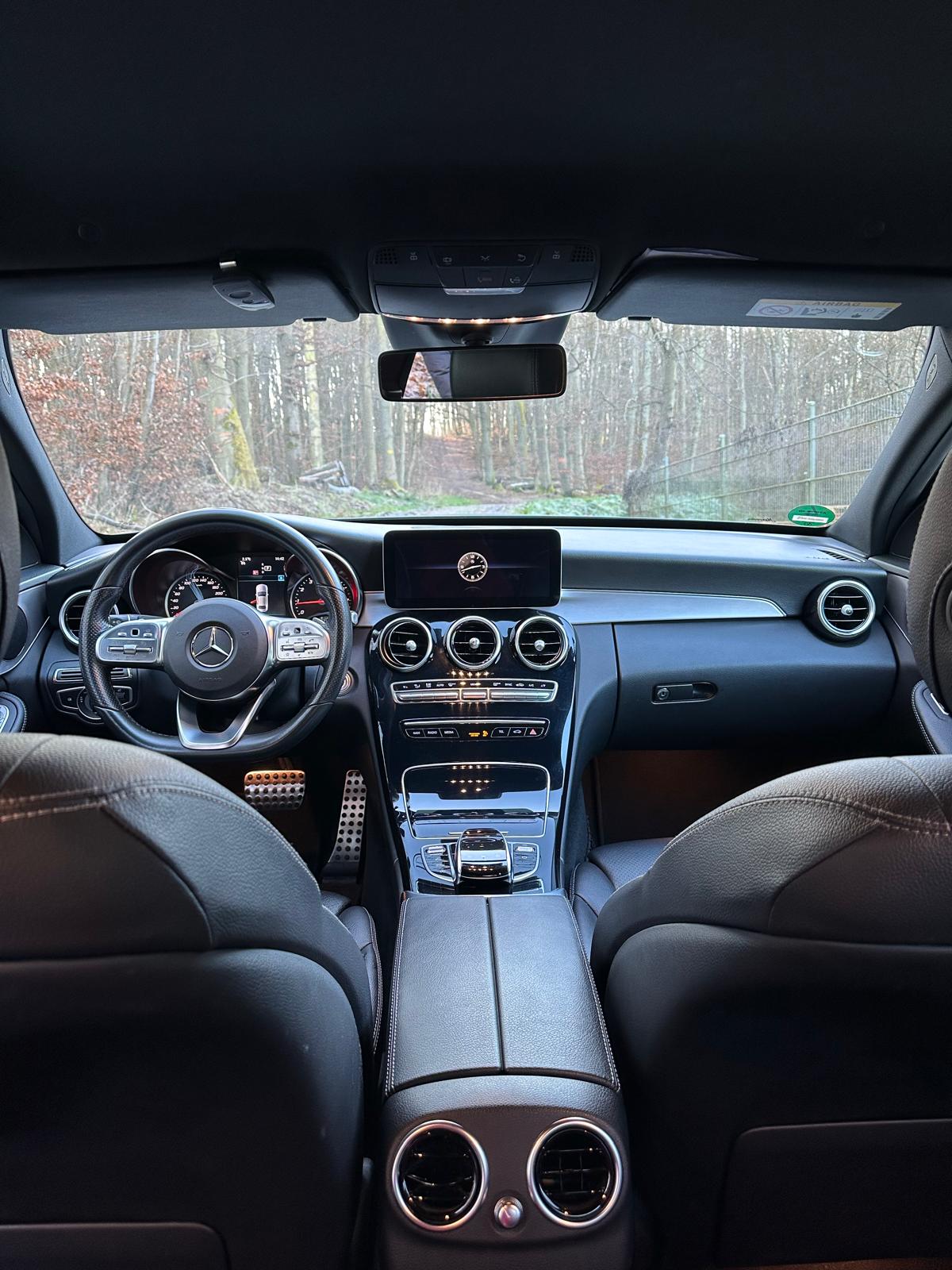 MERCEDES-BENZ C 300 AMG Line 9G-TRONIC-image-5