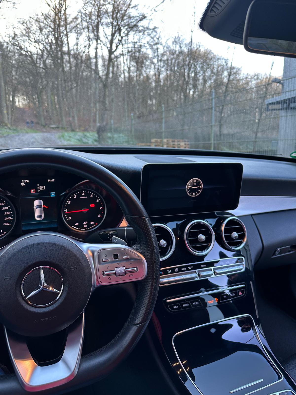 MERCEDES-BENZ C 300 AMG Line 9G-TRONIC-image-1