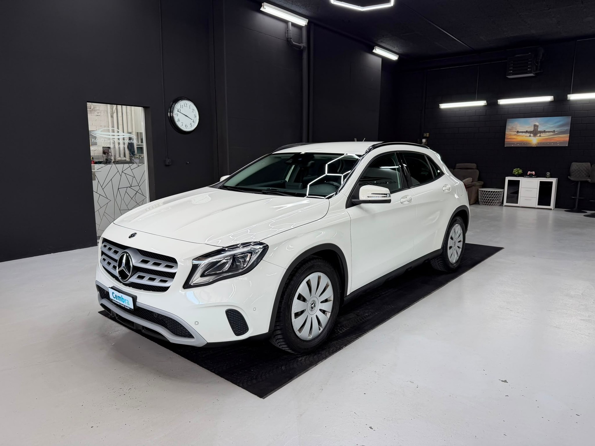 MERCEDES-BENZ GLA 200 CDI Urban 4Matic 7G-DCT-image-2