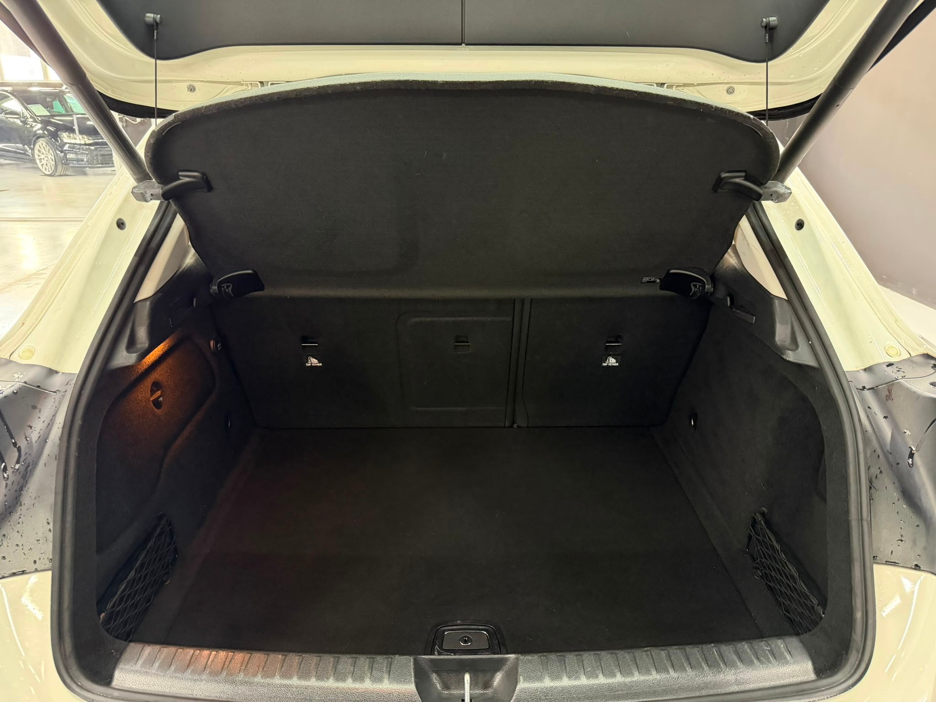 MERCEDES-BENZ GLA 200 CDI Urban 4Matic 7G-DCT-image-12